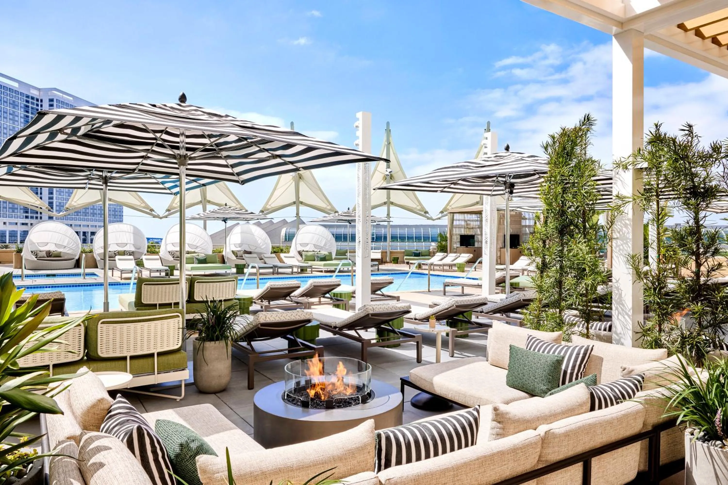 Property building in Omni San Diego Hotel at the Ballpark