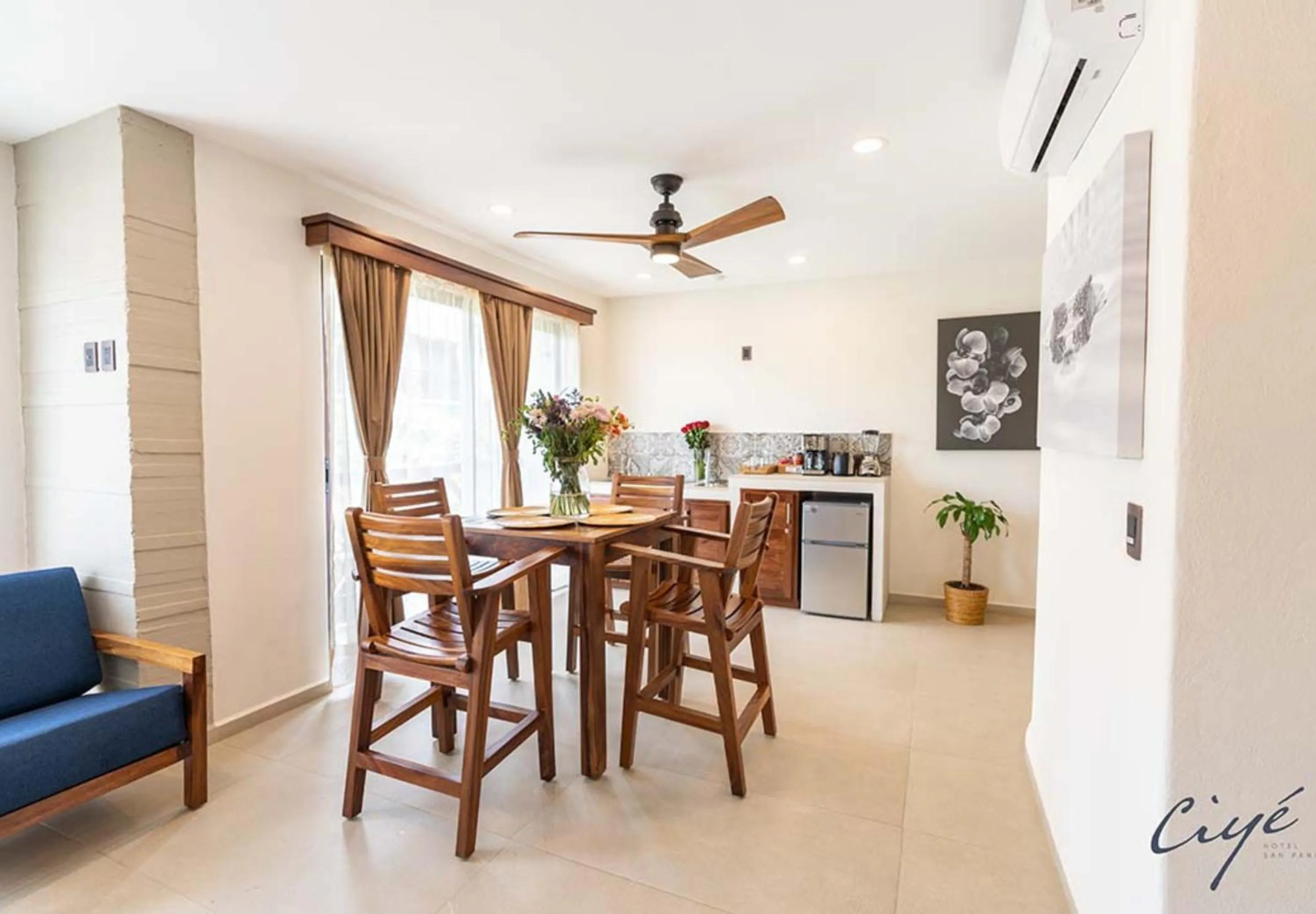 Dining area in Ciyé Hotel