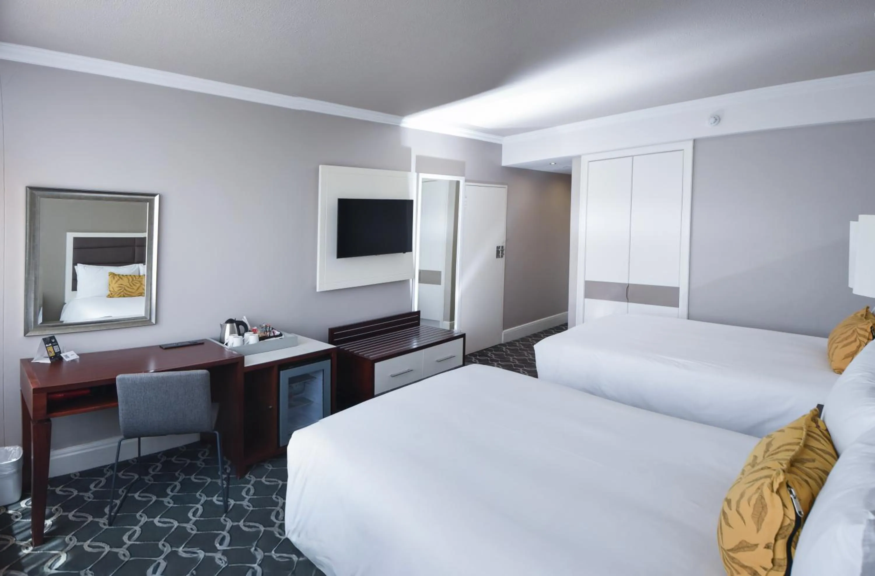 Bed in Riverside Sun