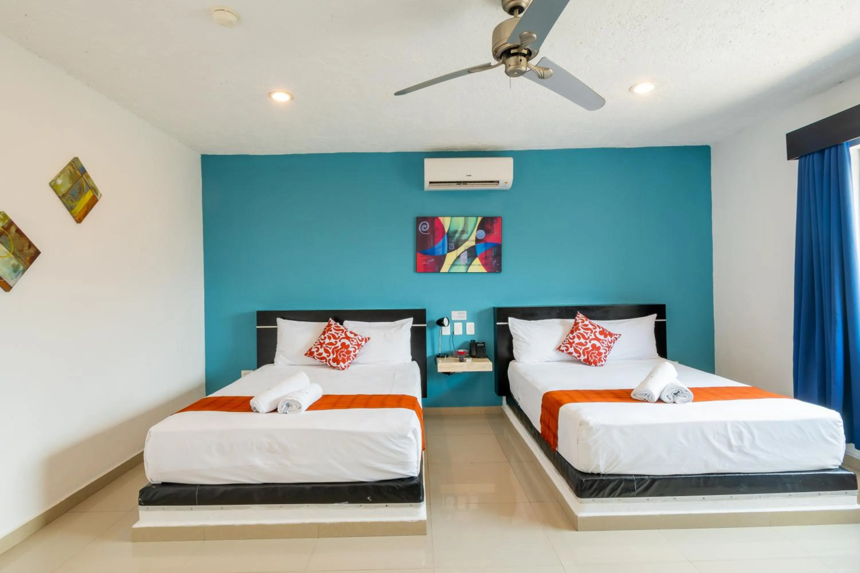 Photo of the whole room, Bed in Hotel Playa Encantada