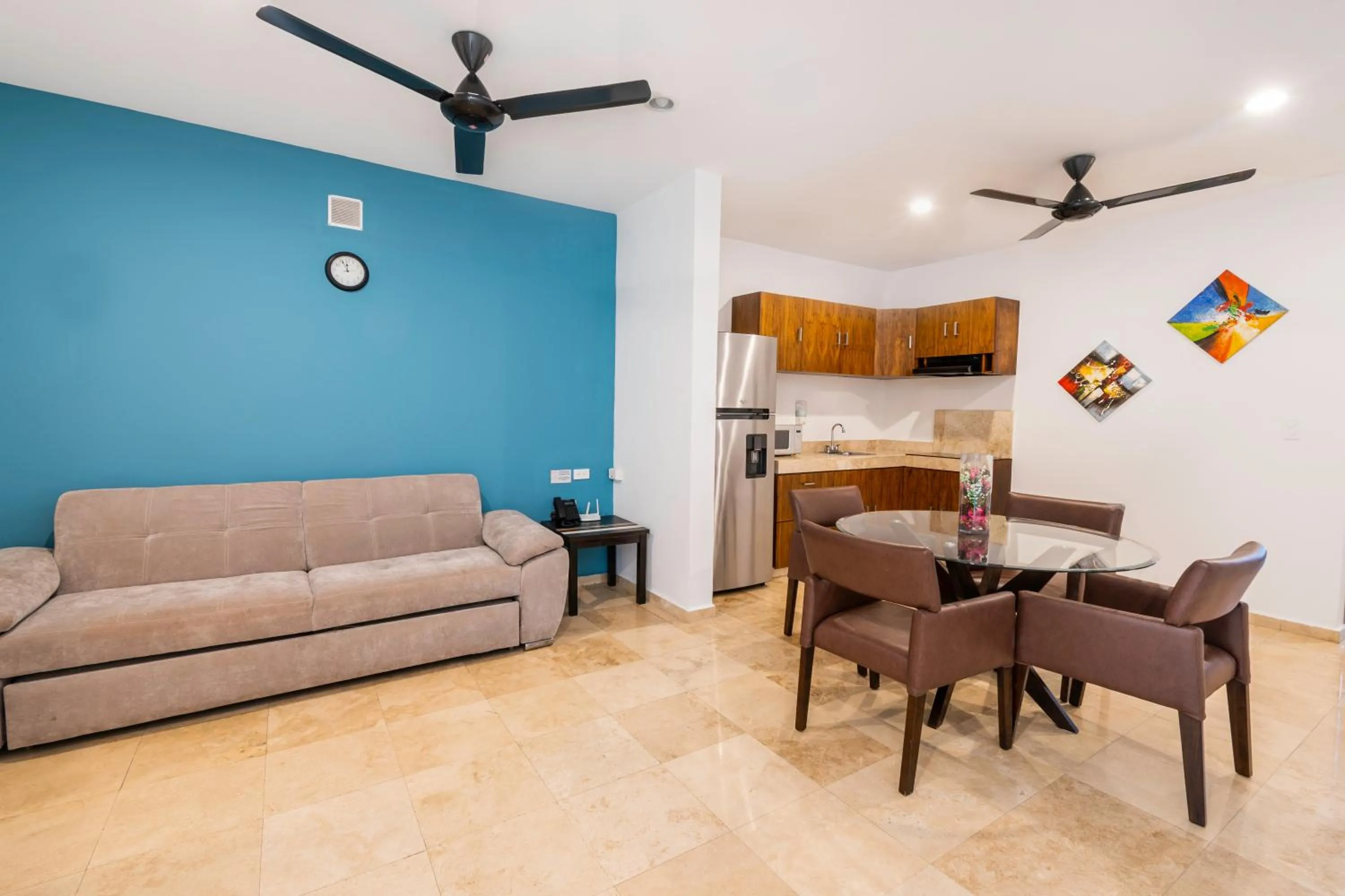 Coffee/tea facilities in Hotel Playa Encantada