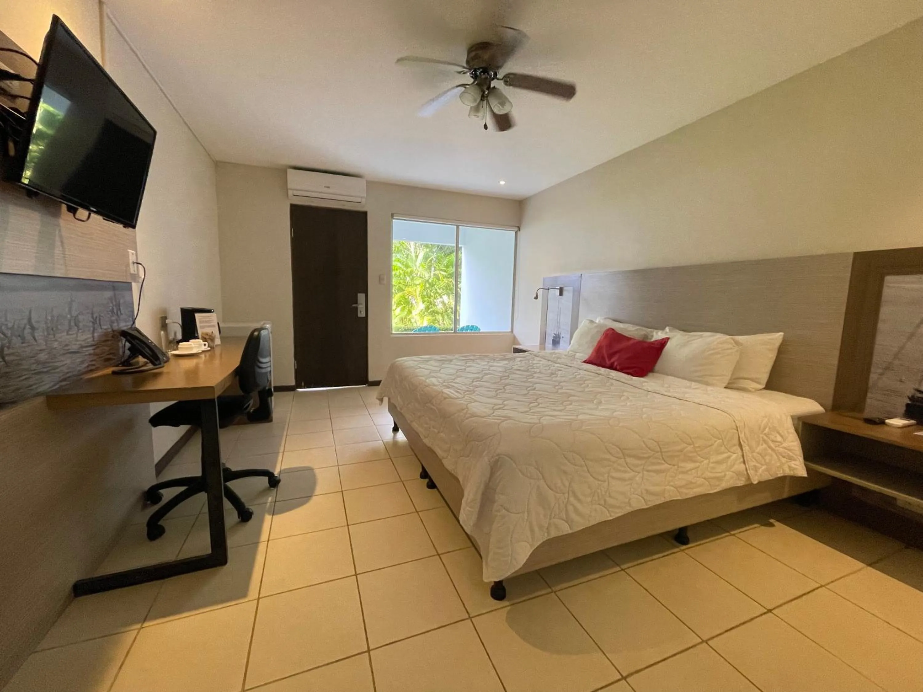 Bedroom, Bed in Puerto Azul Hotel