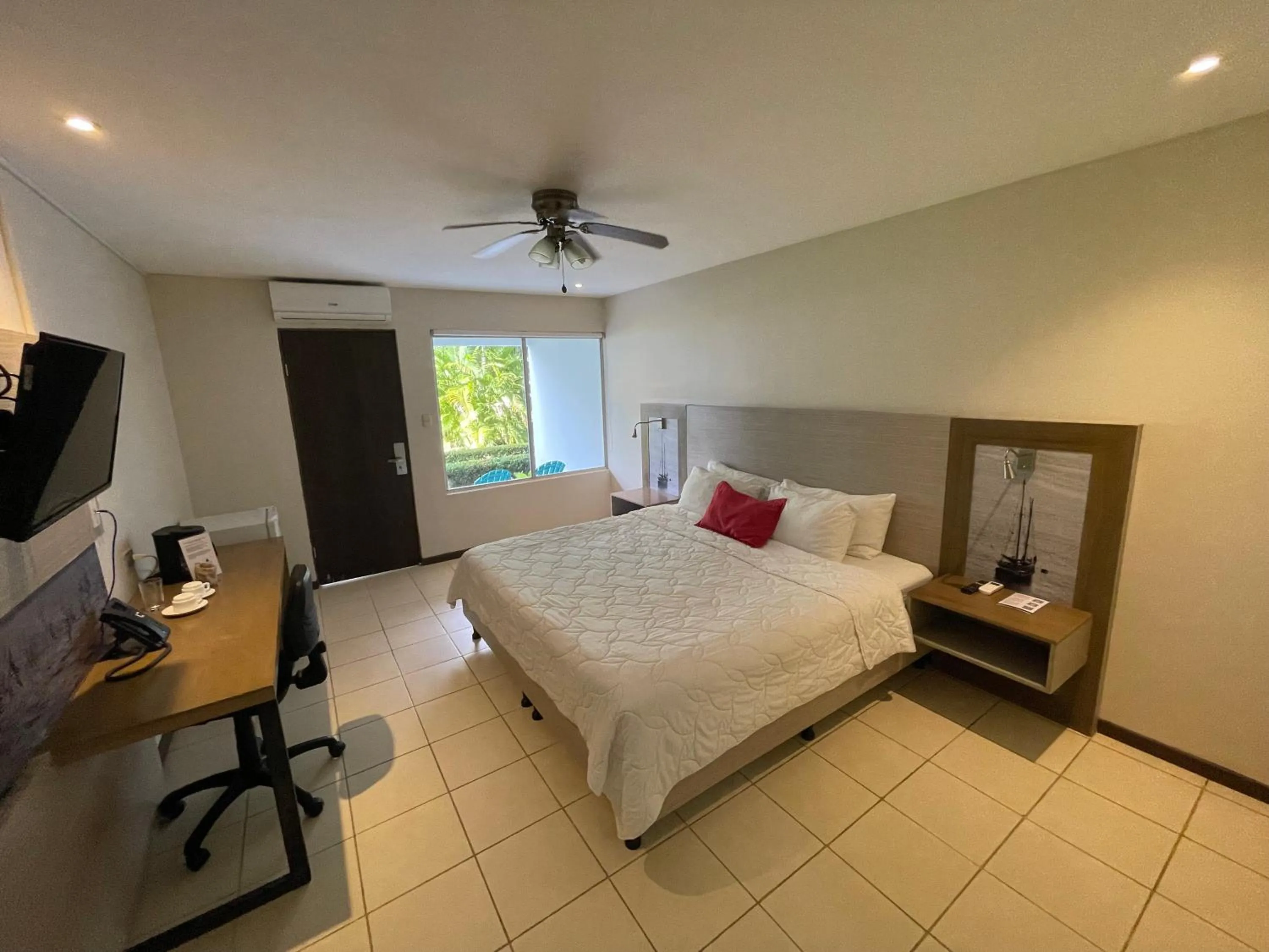 Photo of the whole room, Bed in Puerto Azul Hotel