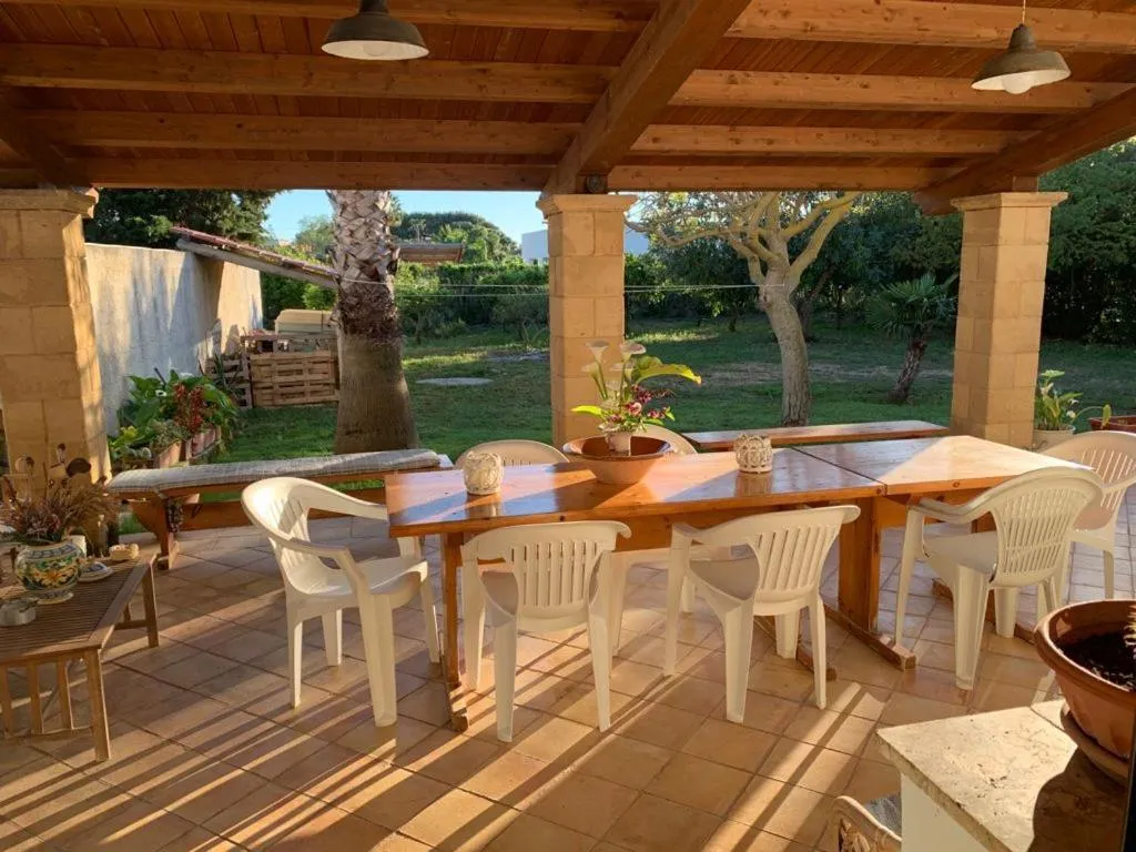 Patio in Villa i Dammusi