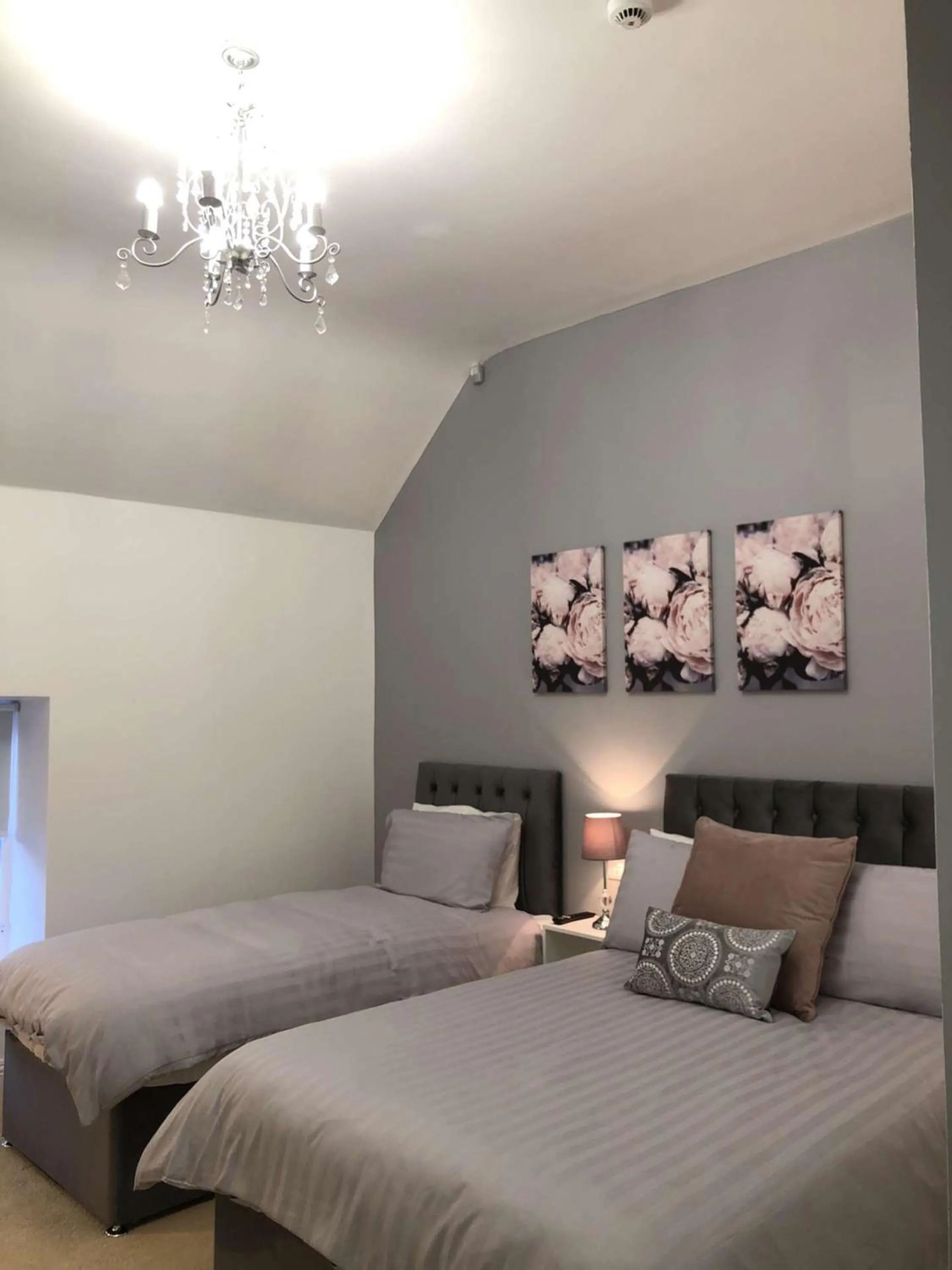 Bed in Atlantic Lodge, Main Street Ardara