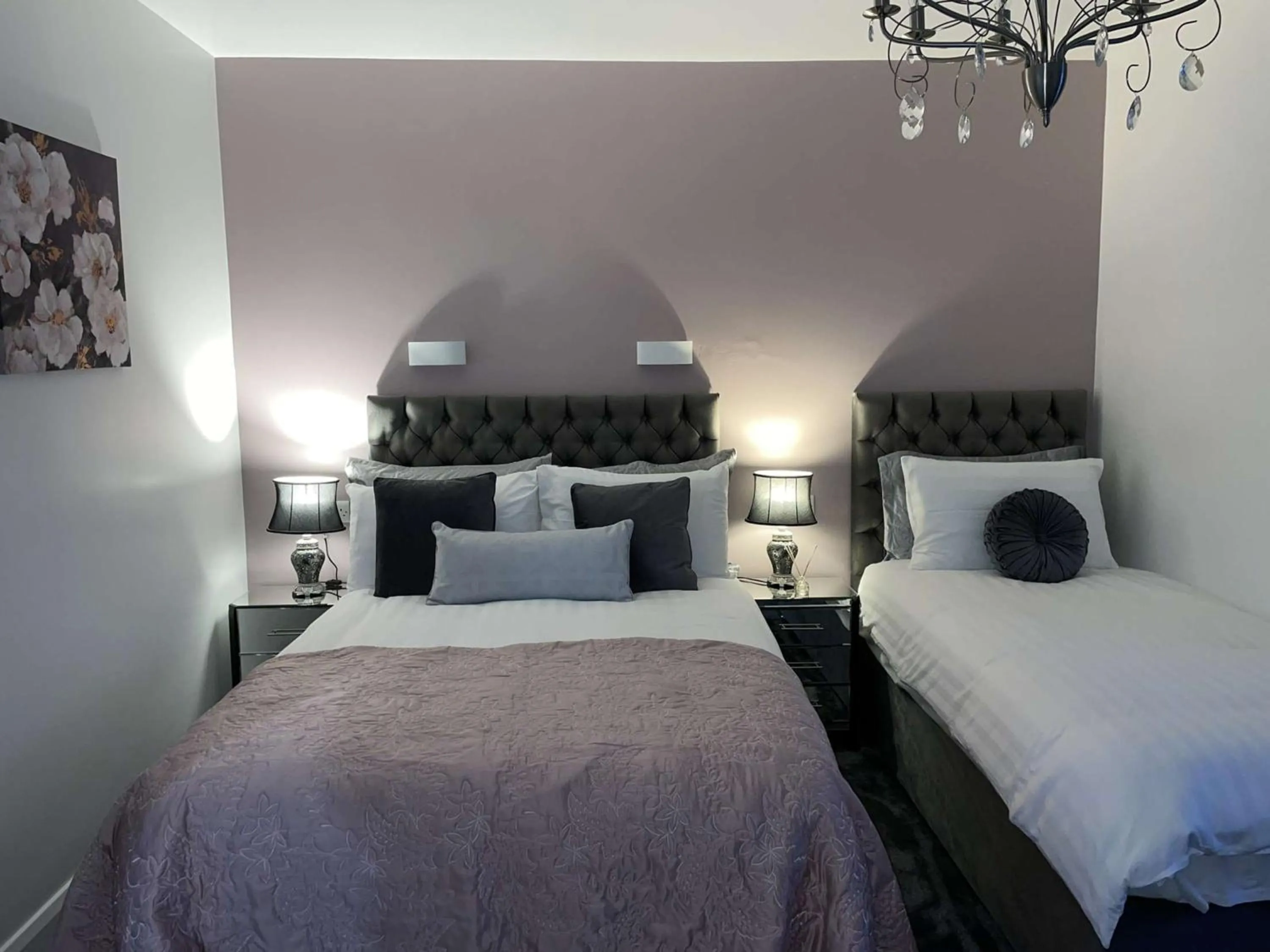Bed in Atlantic Lodge, Main Street Ardara