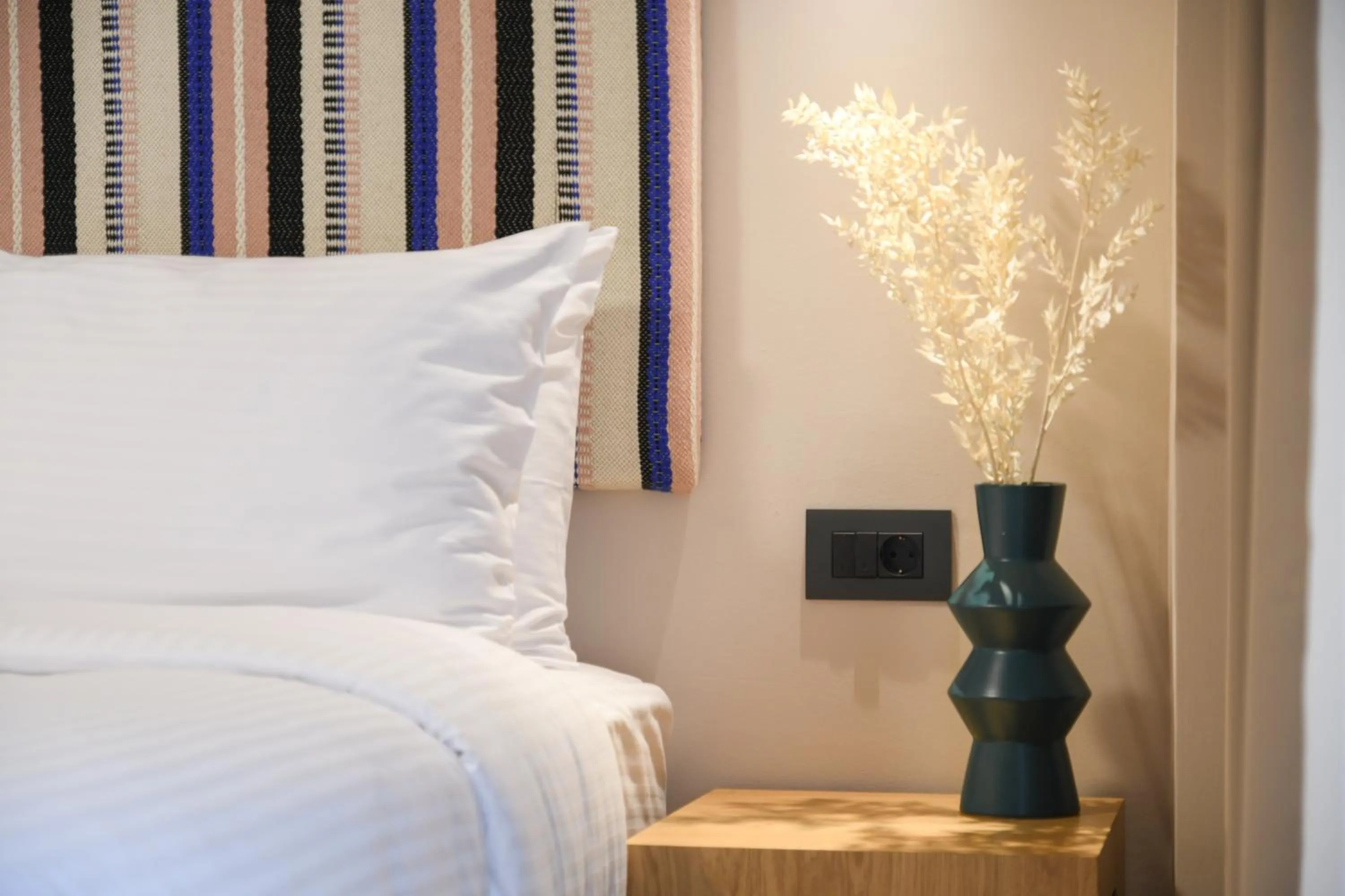 Bed in Pavo Art Hotel