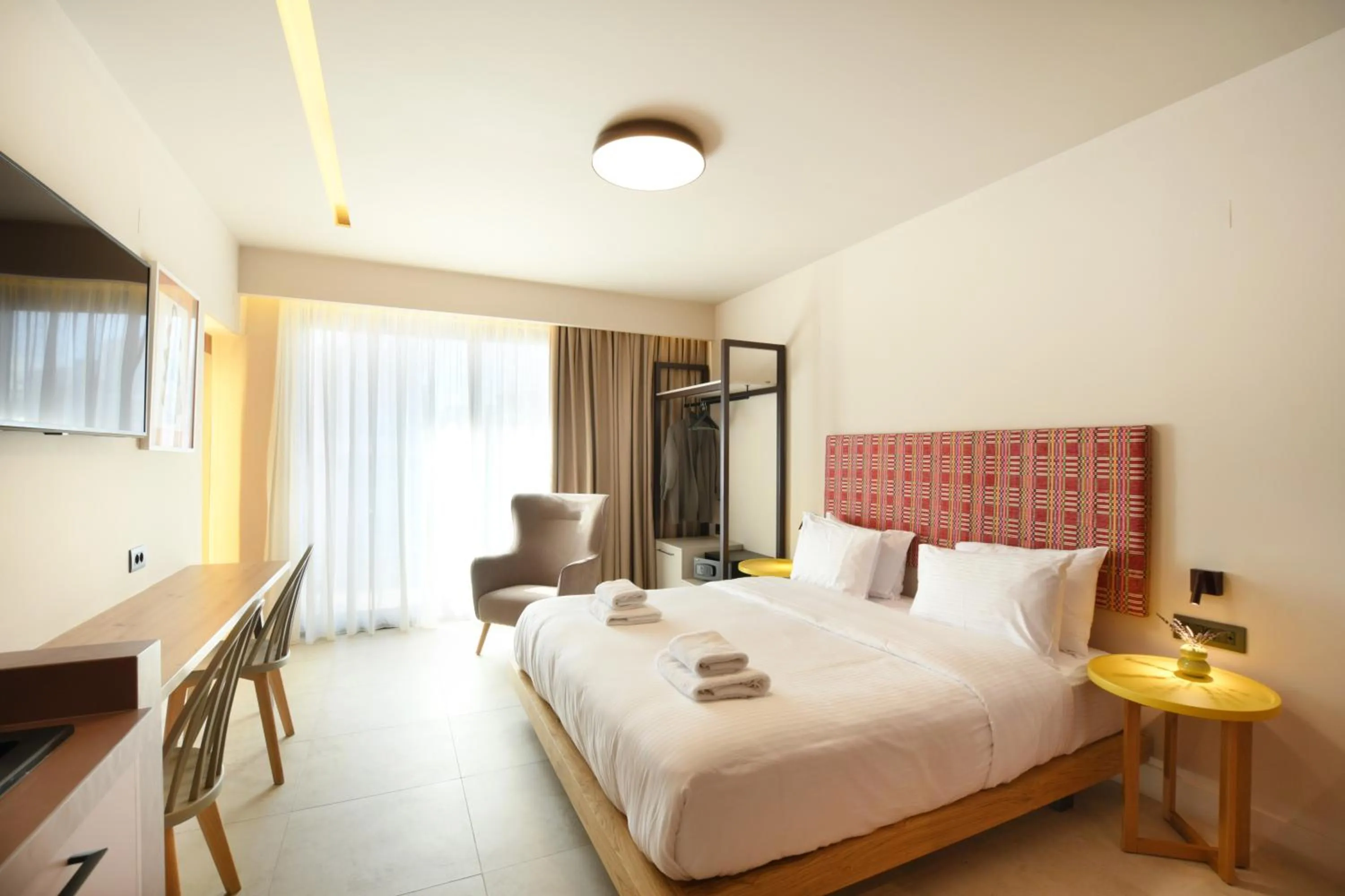 Bed in Pavo Art Hotel