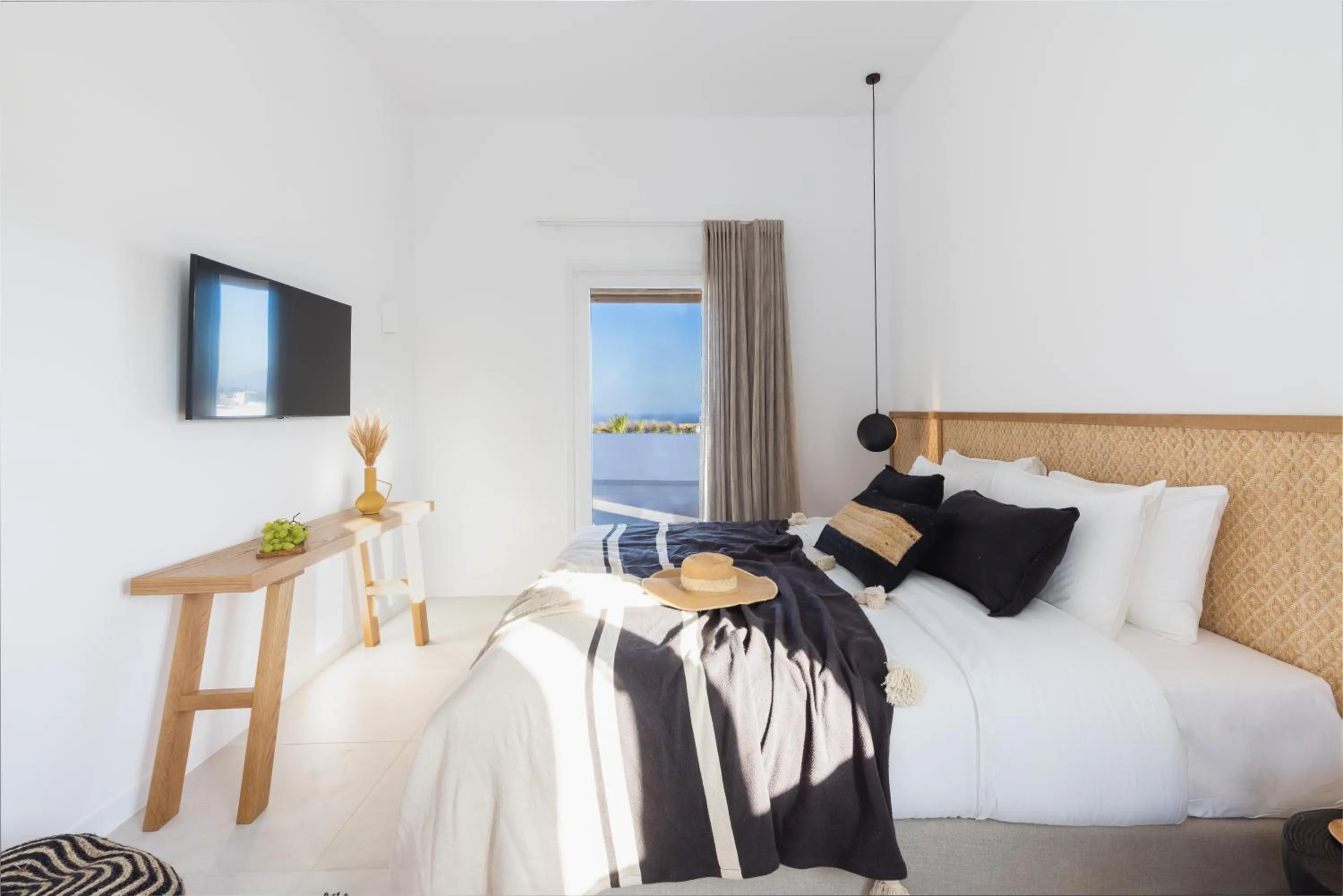 View (from property/room), Bed in Adama Mykonos Boutique Hotel