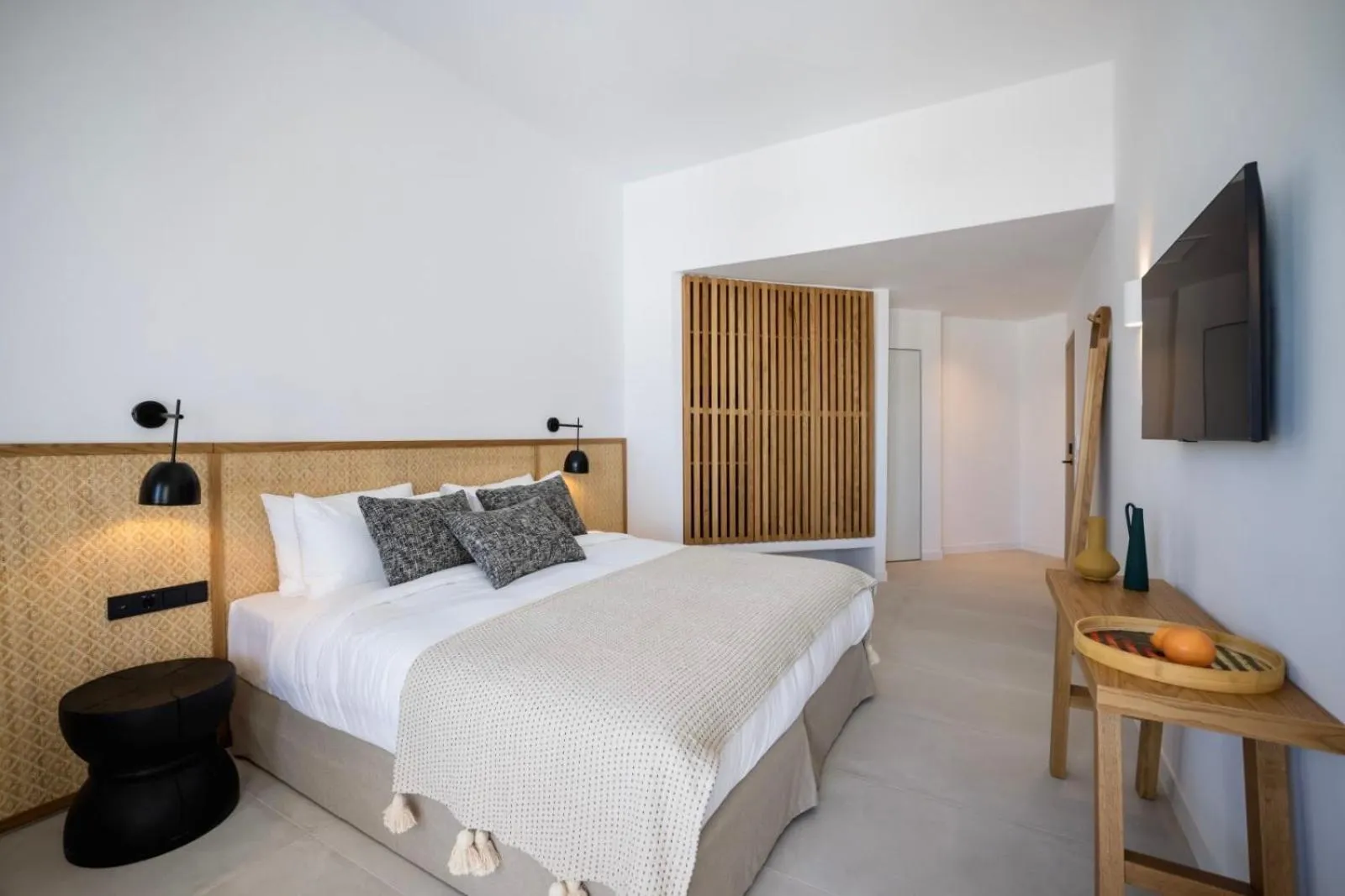 Bed in Adama Mykonos Boutique Hotel