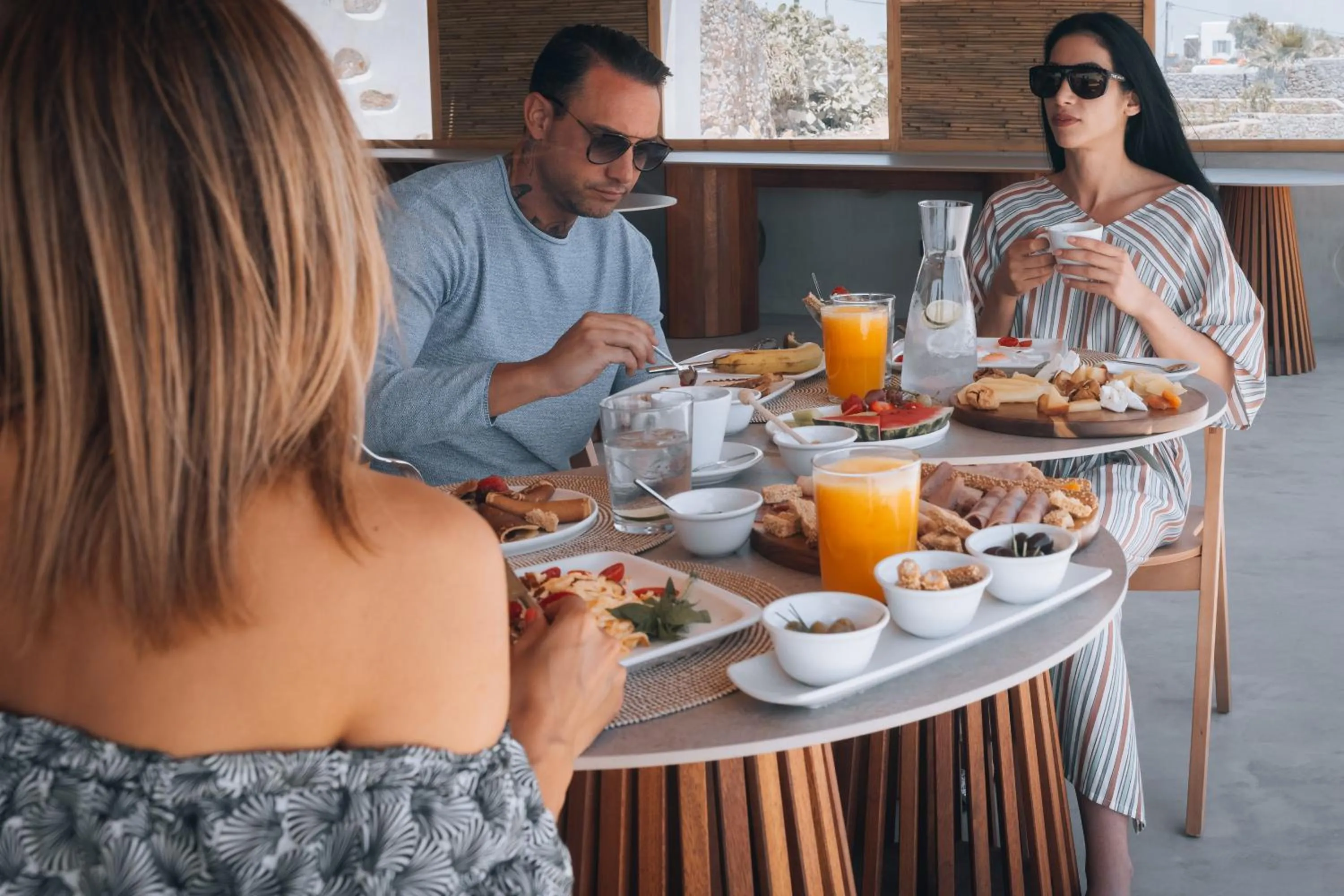 Restaurant/places to eat in Adama Mykonos Boutique Hotel