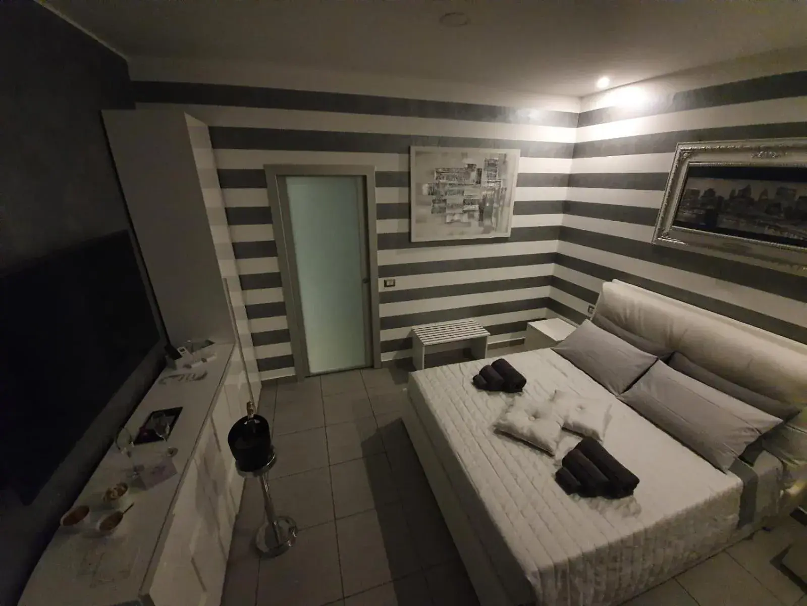 Double Room in Foresterie Lombarde B&B Villa Ambra Double Room in Foresterie Lombarde B&B Villa Ambra