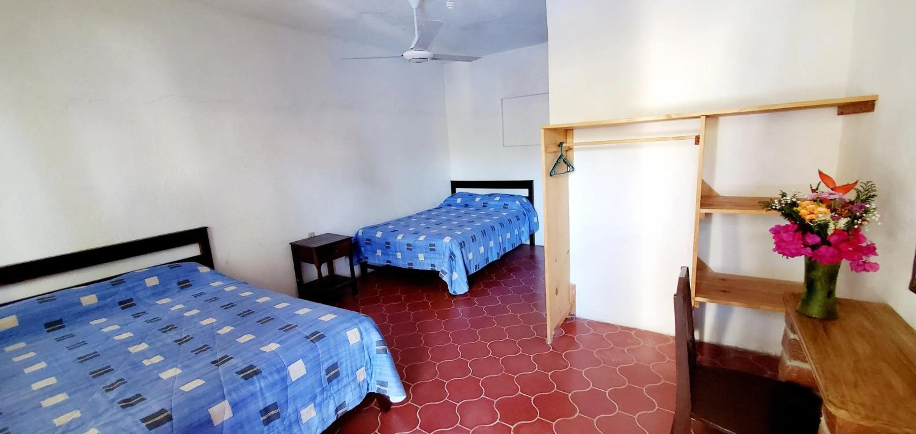 Photo of the whole room, Bed in Hotel Oasis Melaque