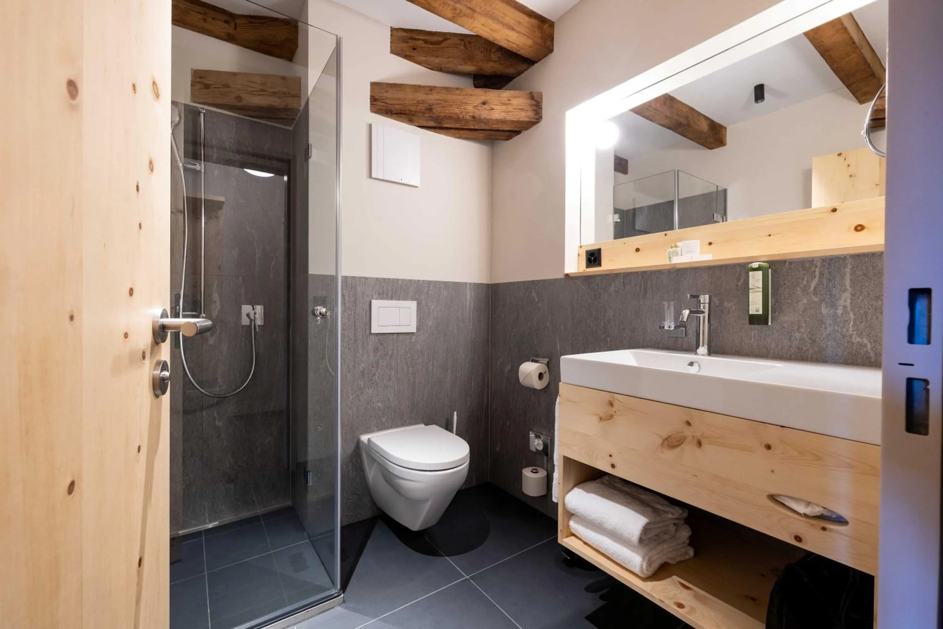 Shower in Hotel Stern Chur