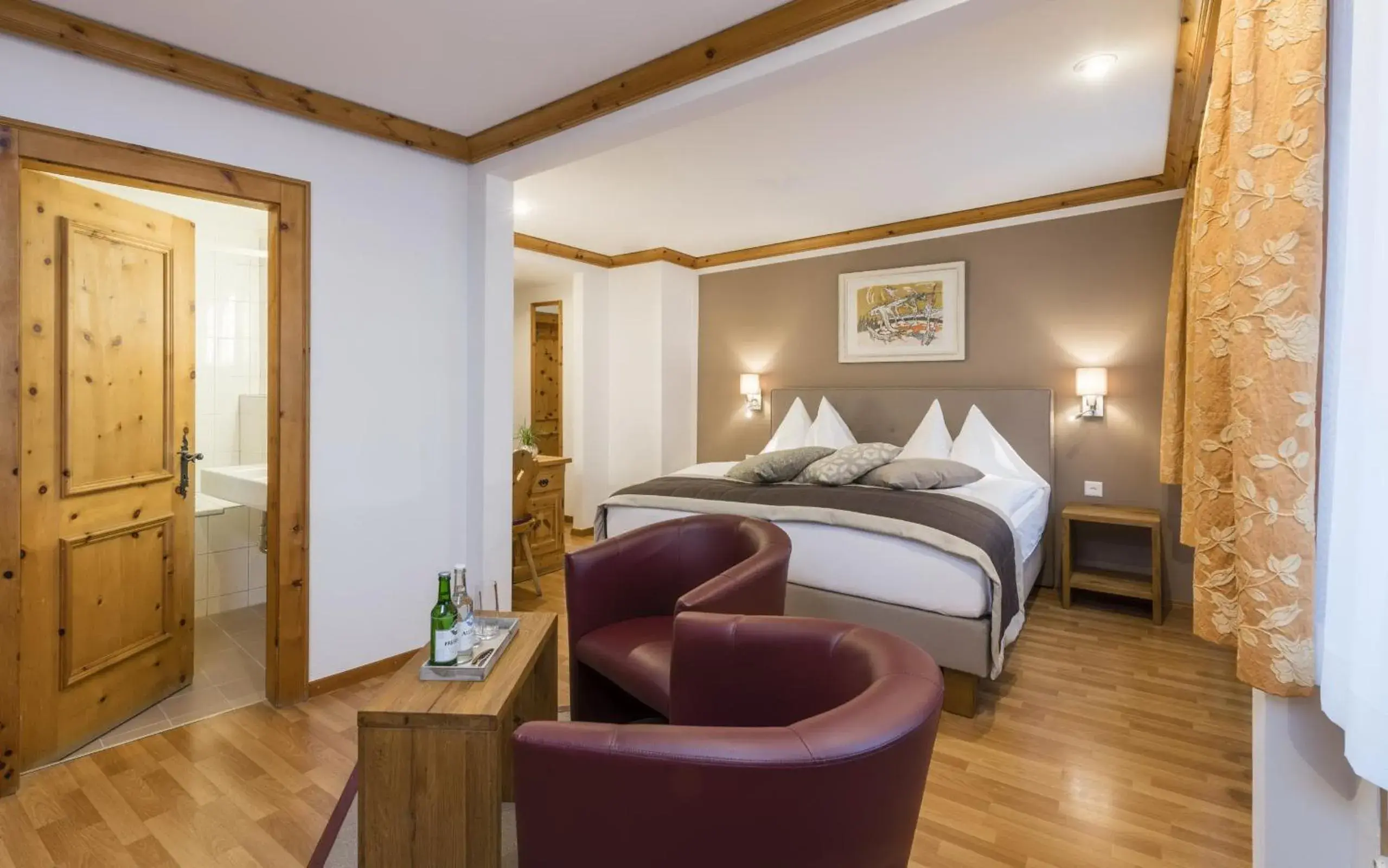 Deluxe Double Room in Hotel Stern Chur Deluxe Double Room in Hotel Stern Chur