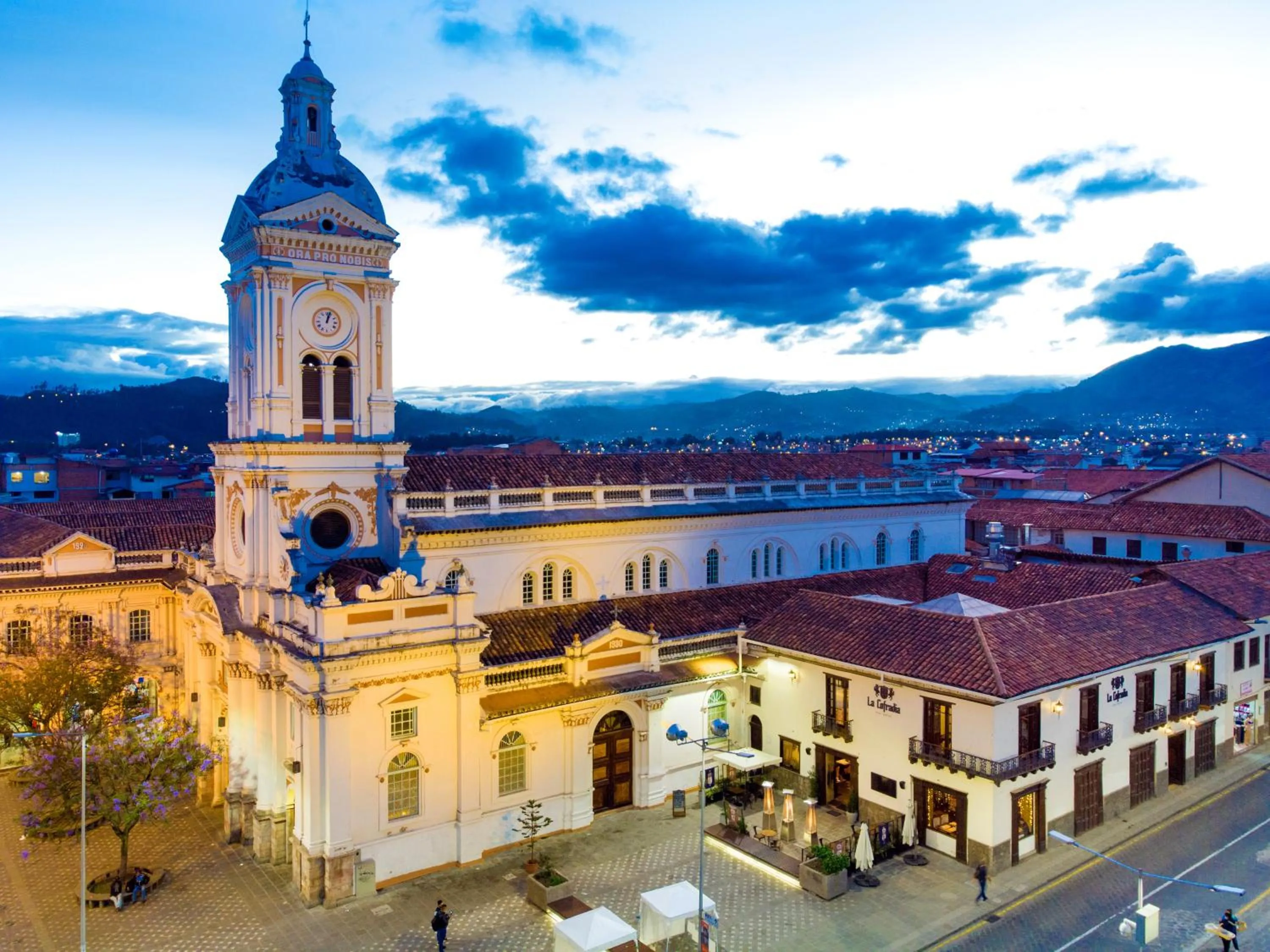 Property building in Hotel La Cofradía Pub-House