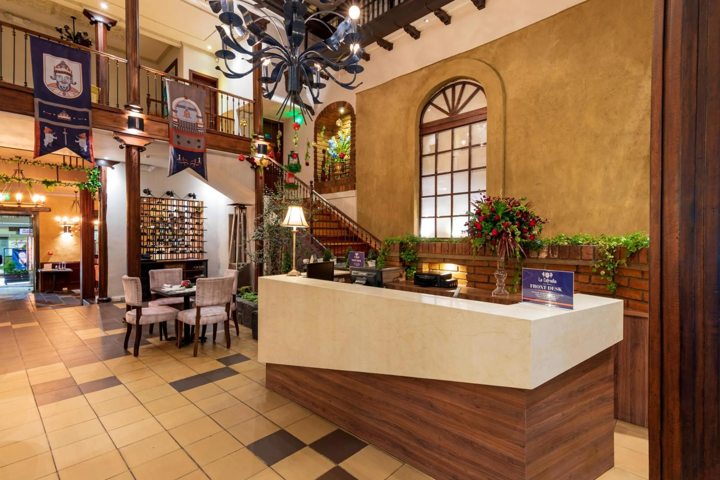 Lobby or reception in Hotel La Cofradía Pub-House