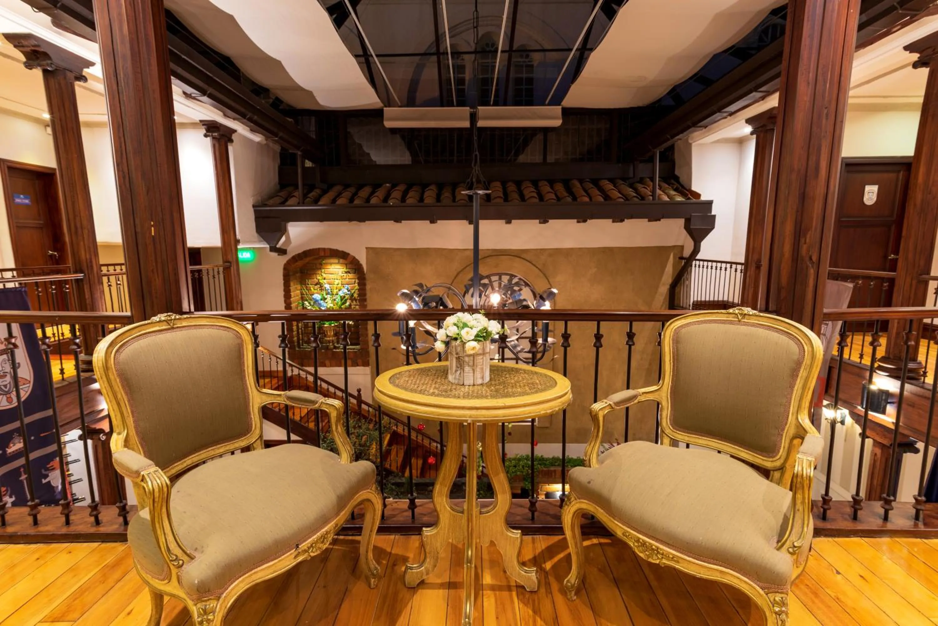 Living room in Hotel La Cofradía Pub-House