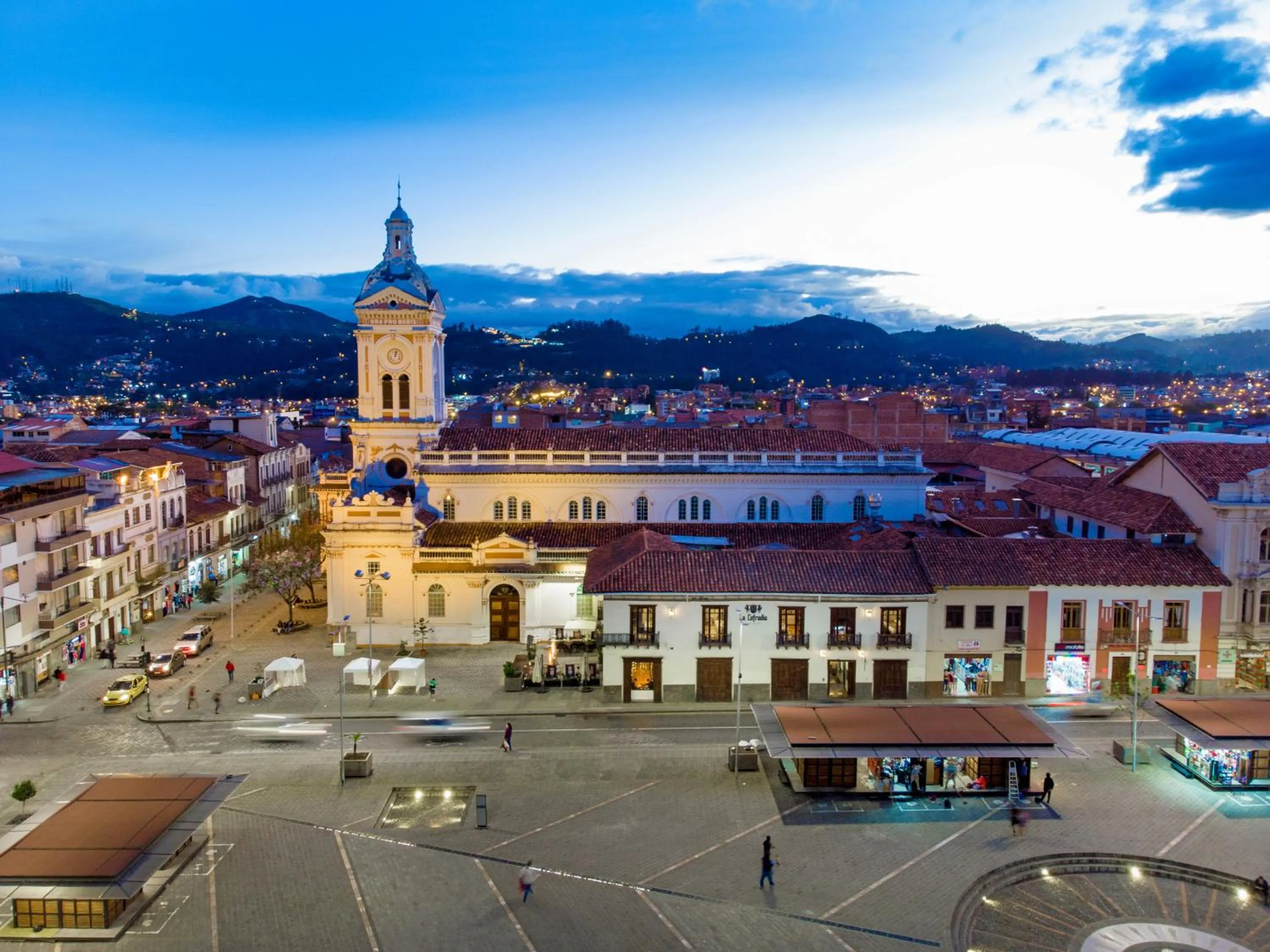 Property building in Hotel La Cofradía Pub-House