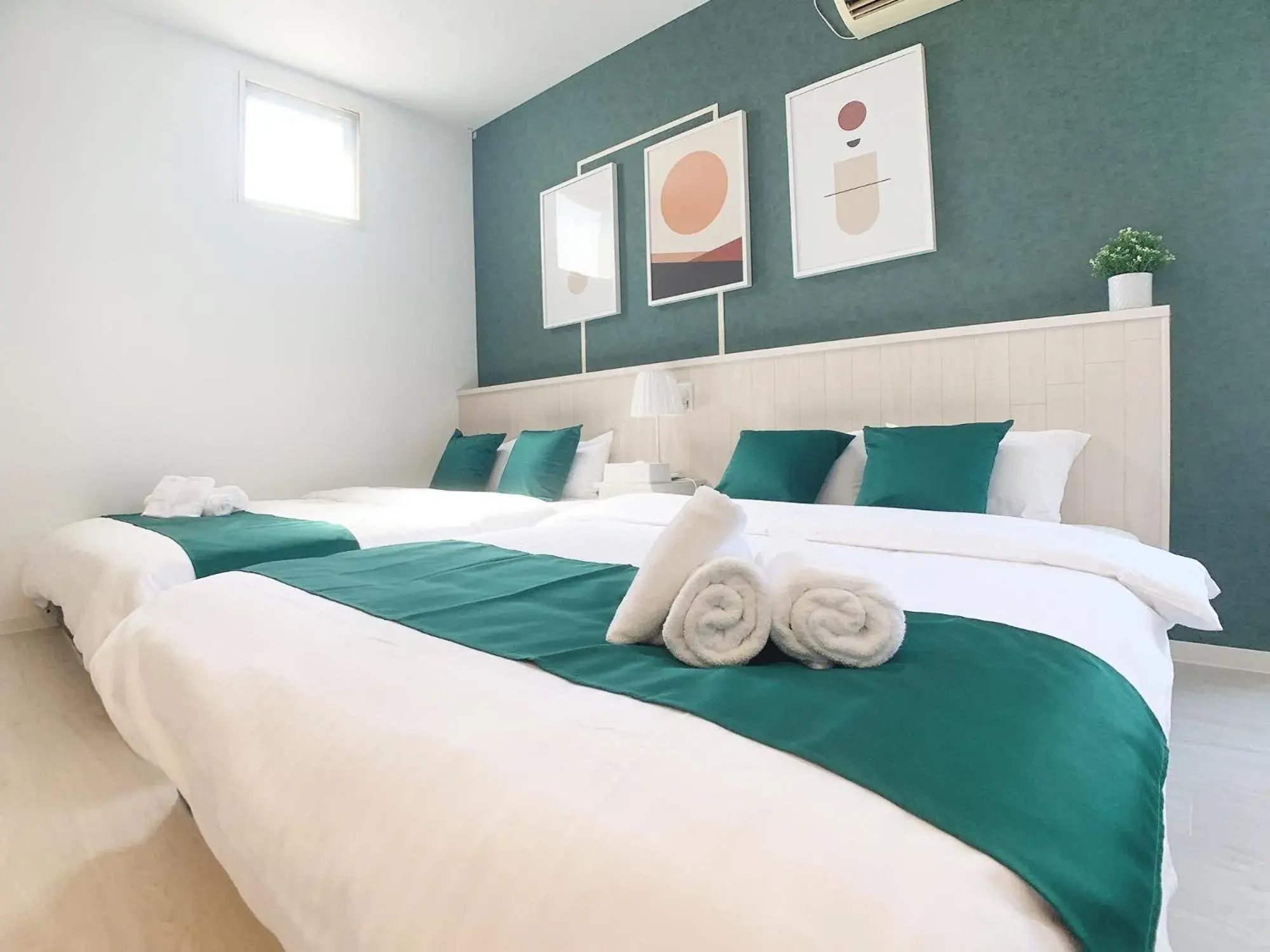 Double Room with Two Double Beds in Bar & Hotel Colors MIYAJIMA Double Room with Two Double Beds in Bar & Hotel Colors MIYAJIMA