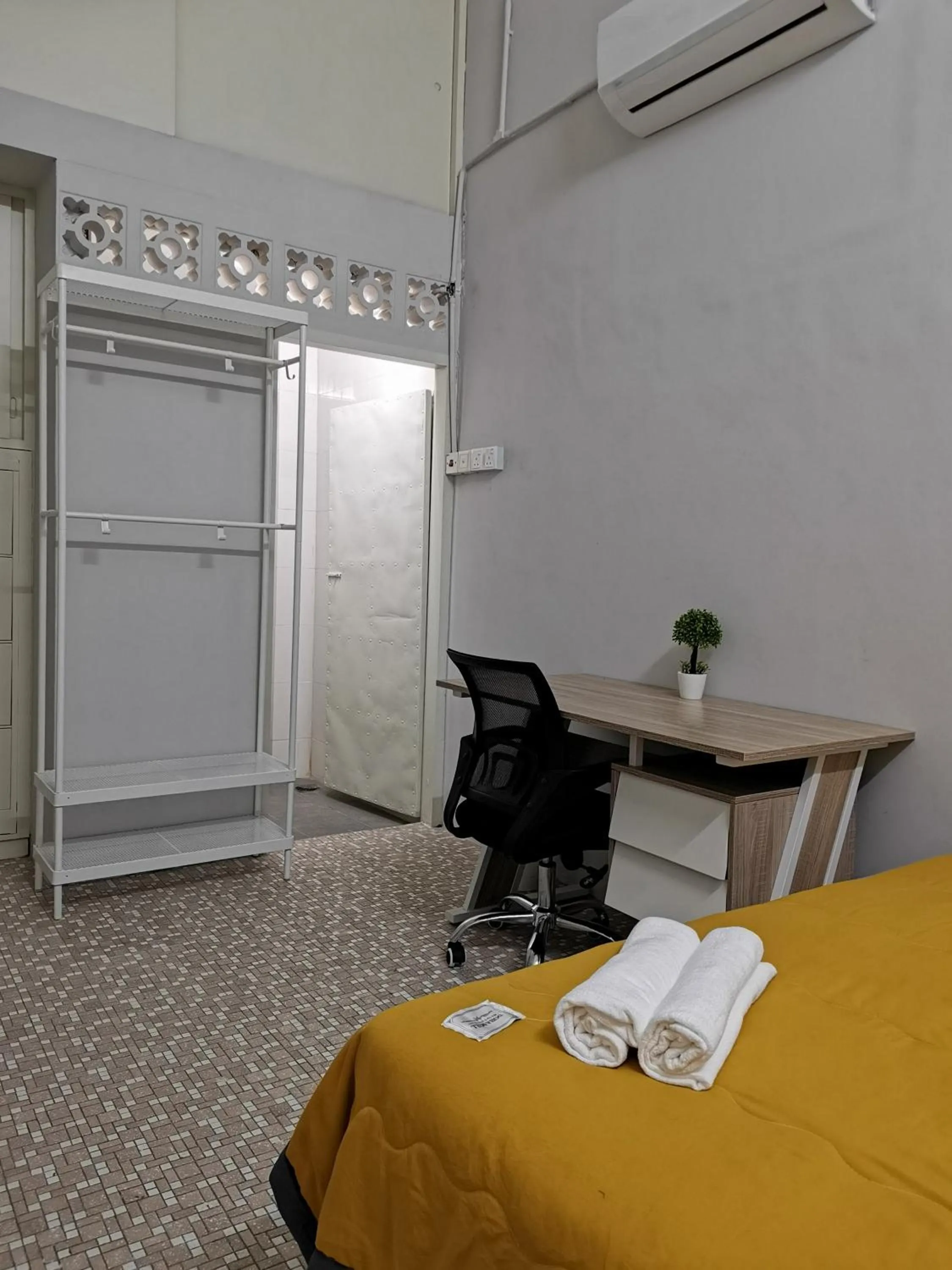 Bedroom in G Fortune Guest House Victoria Green