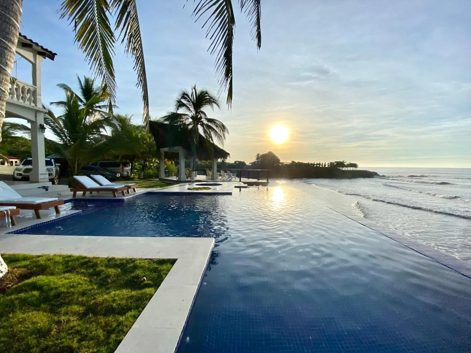 Pool view in Vista Las Olas Resort