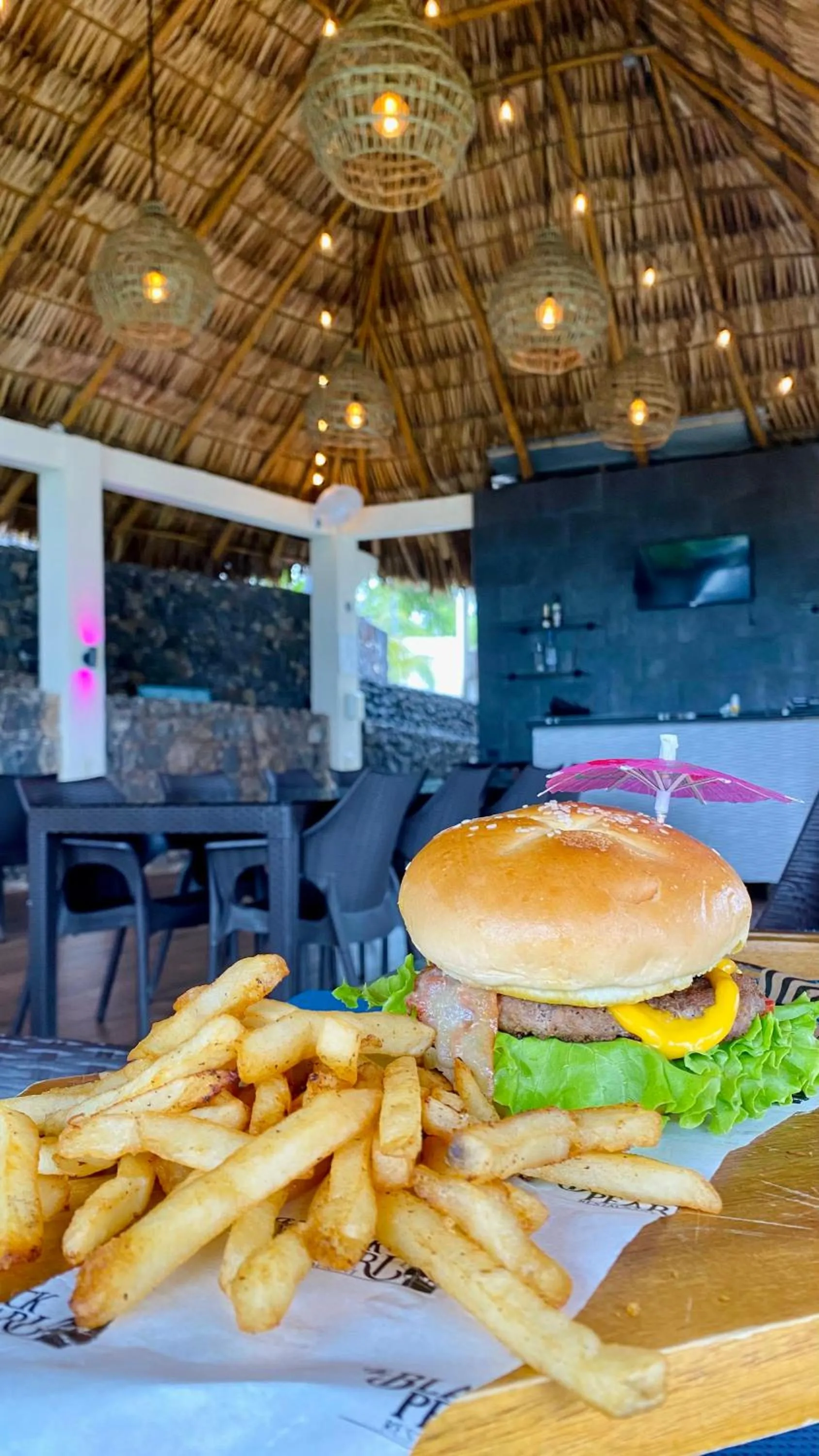 Restaurant/places to eat in Vista Las Olas Resort