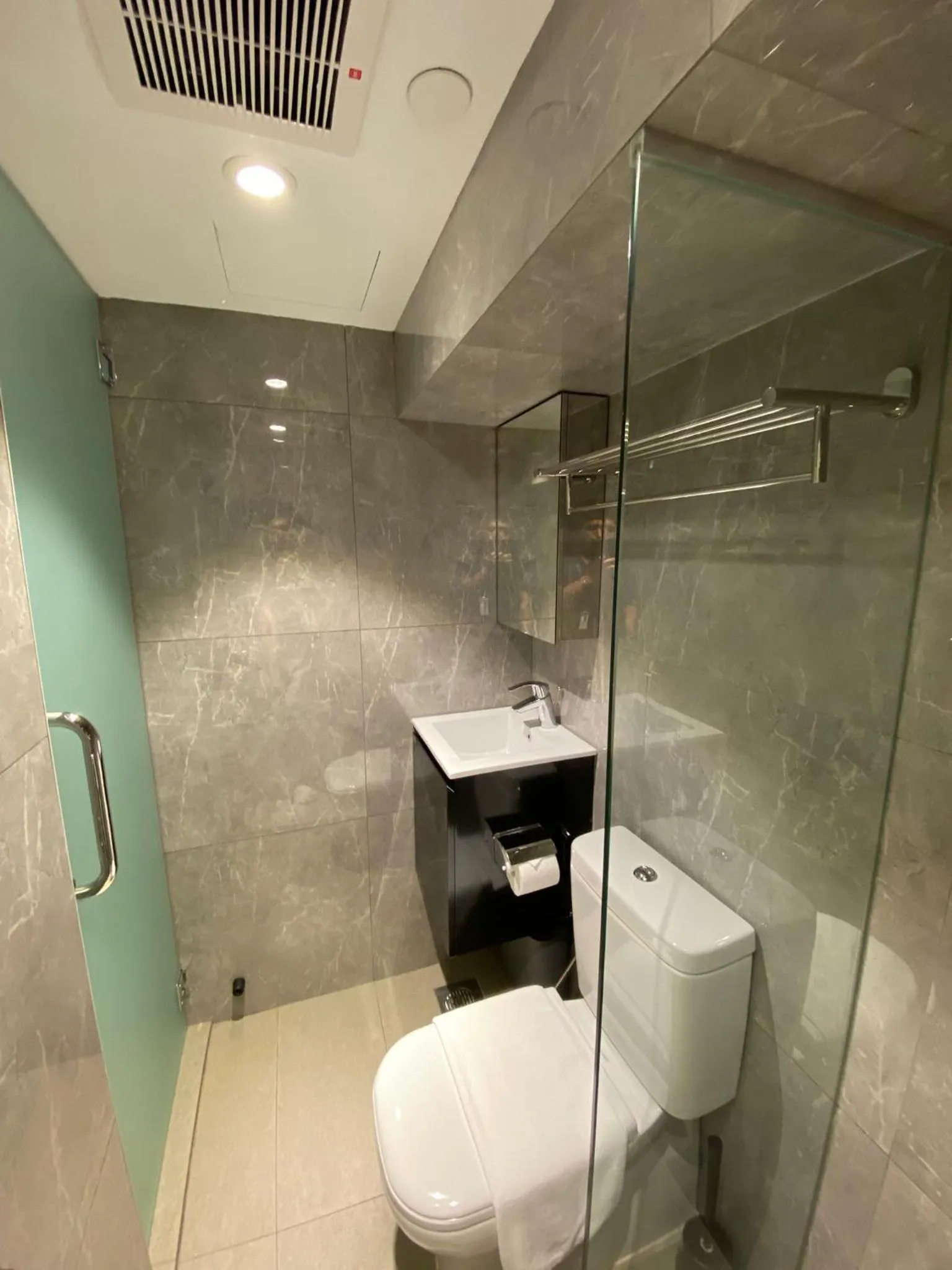 Heritage Collection on Boat Quay - Quayside Wing - Mobile App Check-In