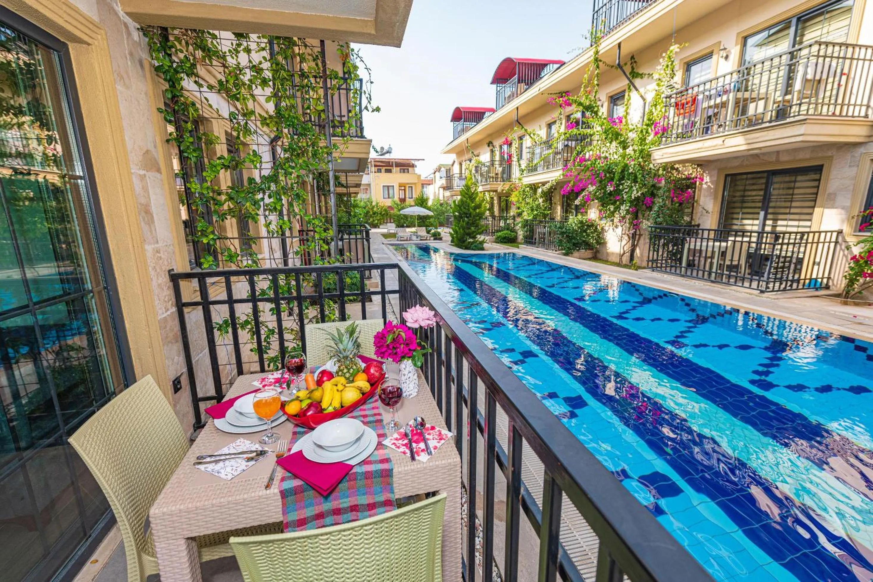 Pool view in Yaşam Park Apart Hotel - Fethiye Calis Beach