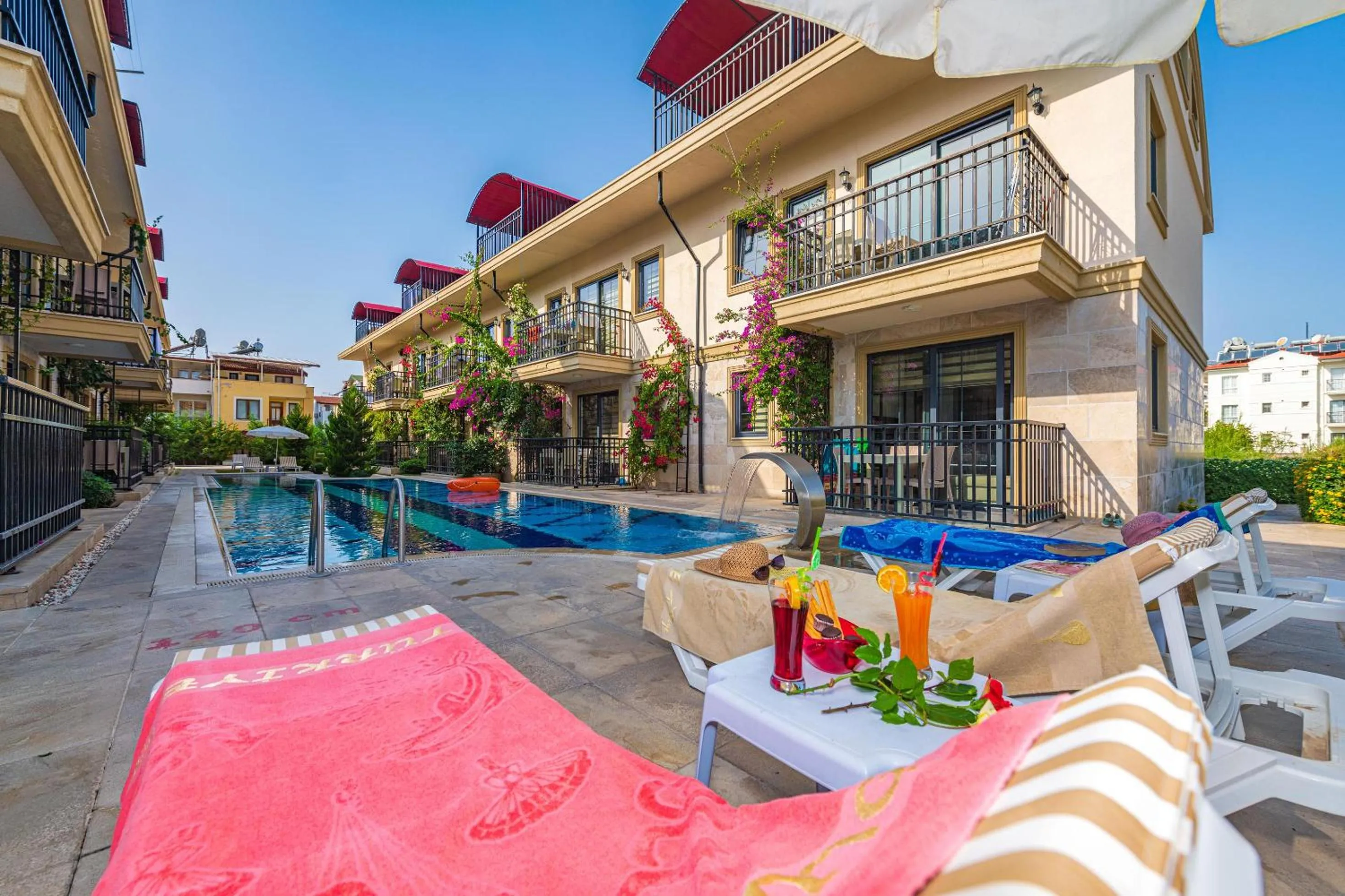 Swimming pool in Yaşam Park Apart Hotel - Fethiye Calis Beach