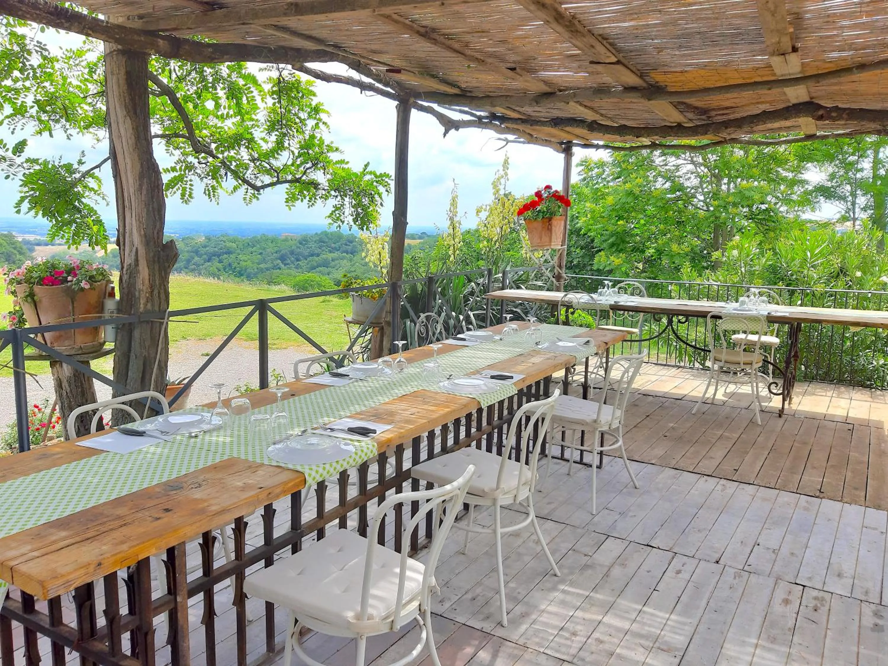 Garden view in B&B Parco dei cavalli