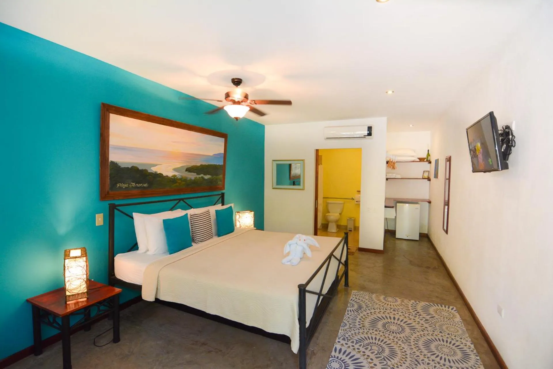 Photo of the whole room, Bed in Conchal Hotel