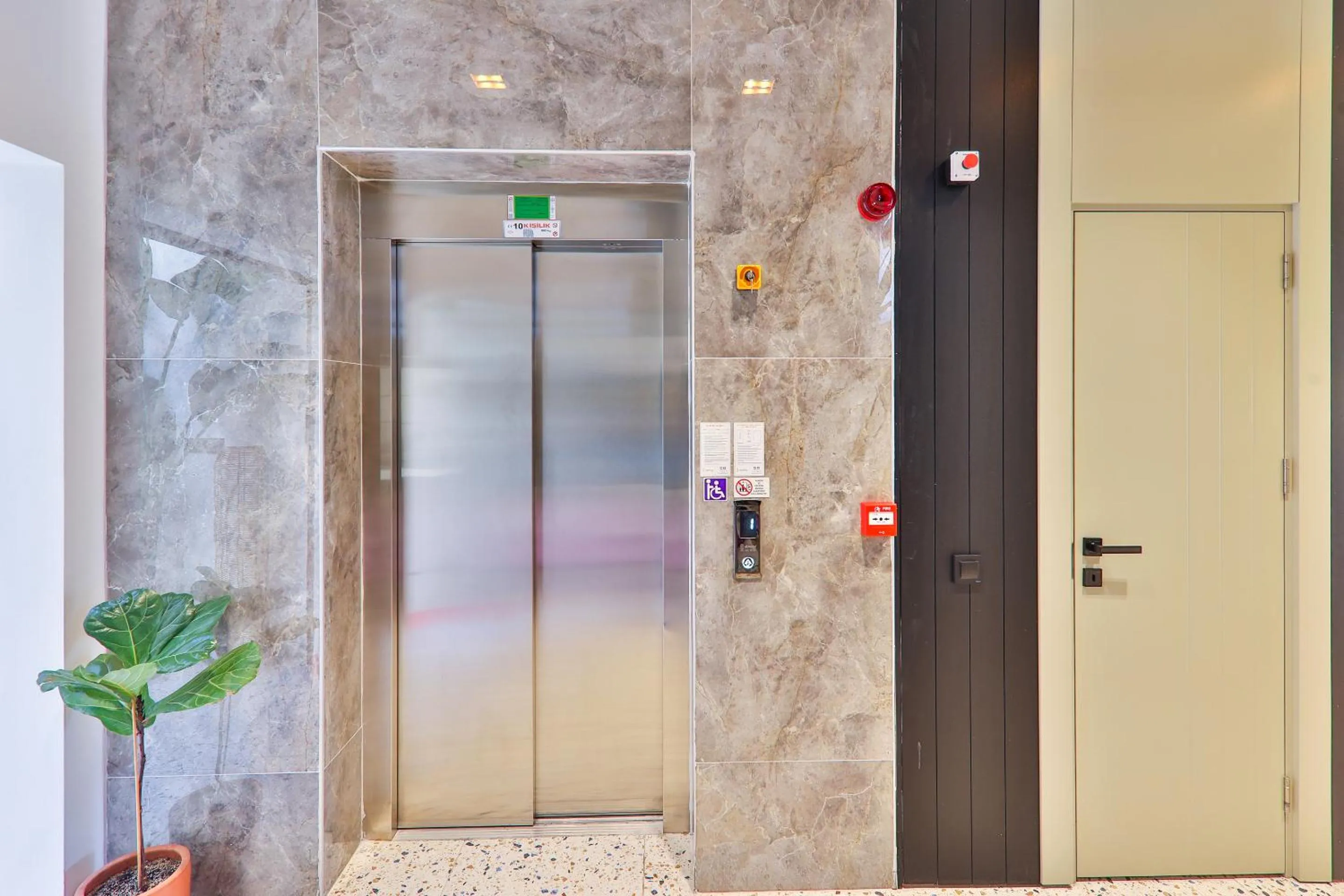 elevator in Luff Suites