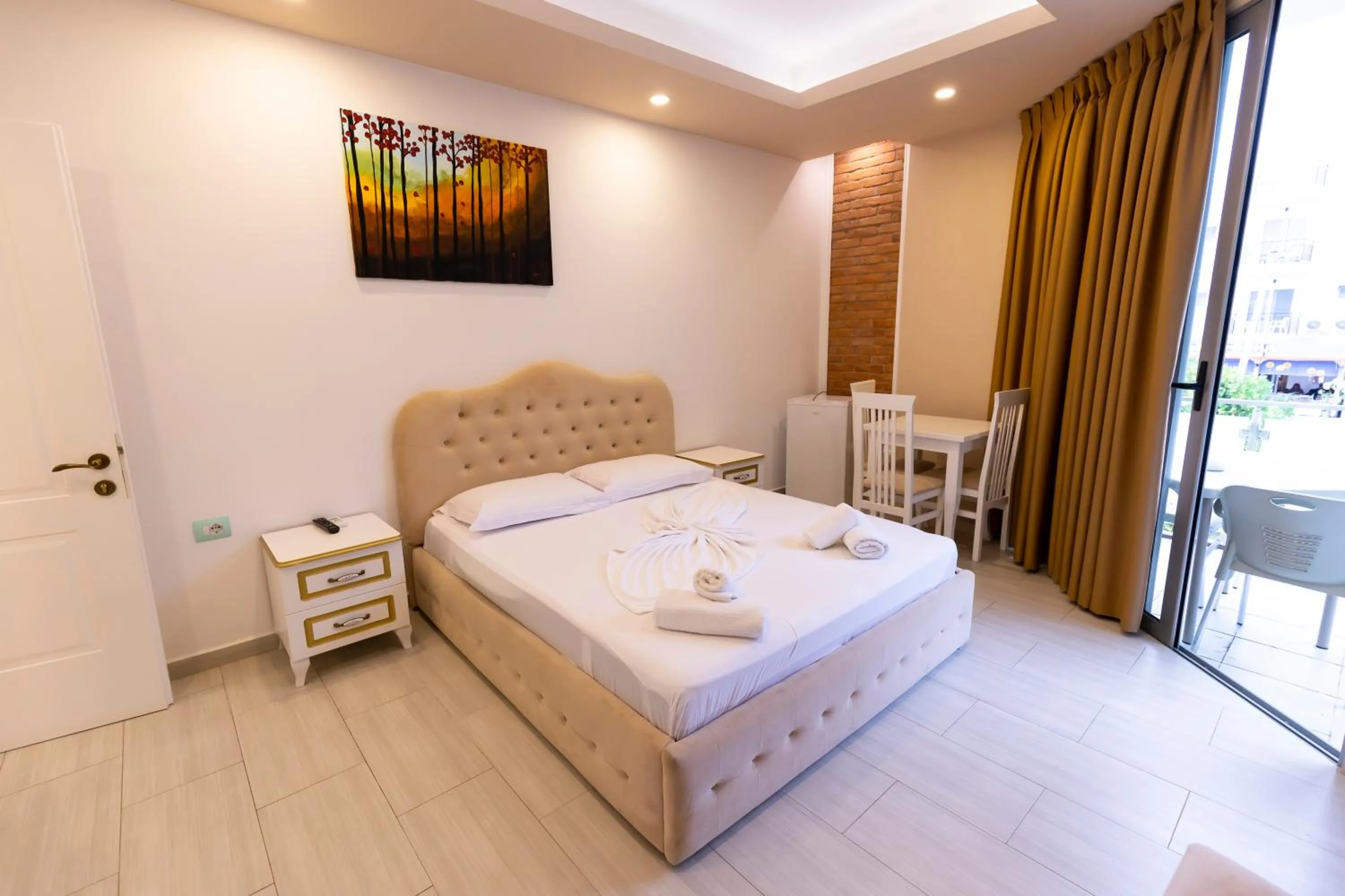 Photo of the whole room, Bed in Hotel Joni Premium