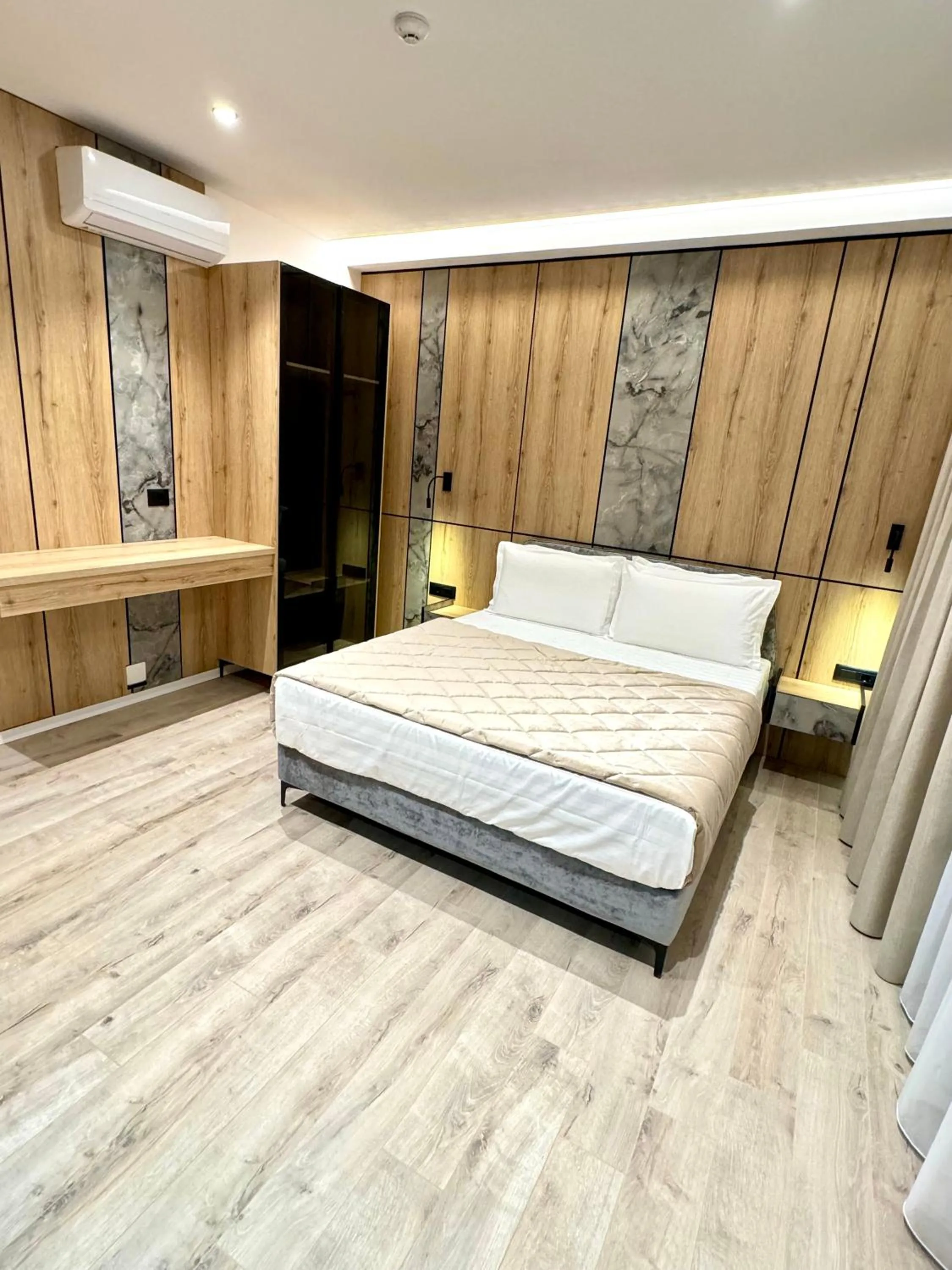 Bed in Hotel Joni Premium