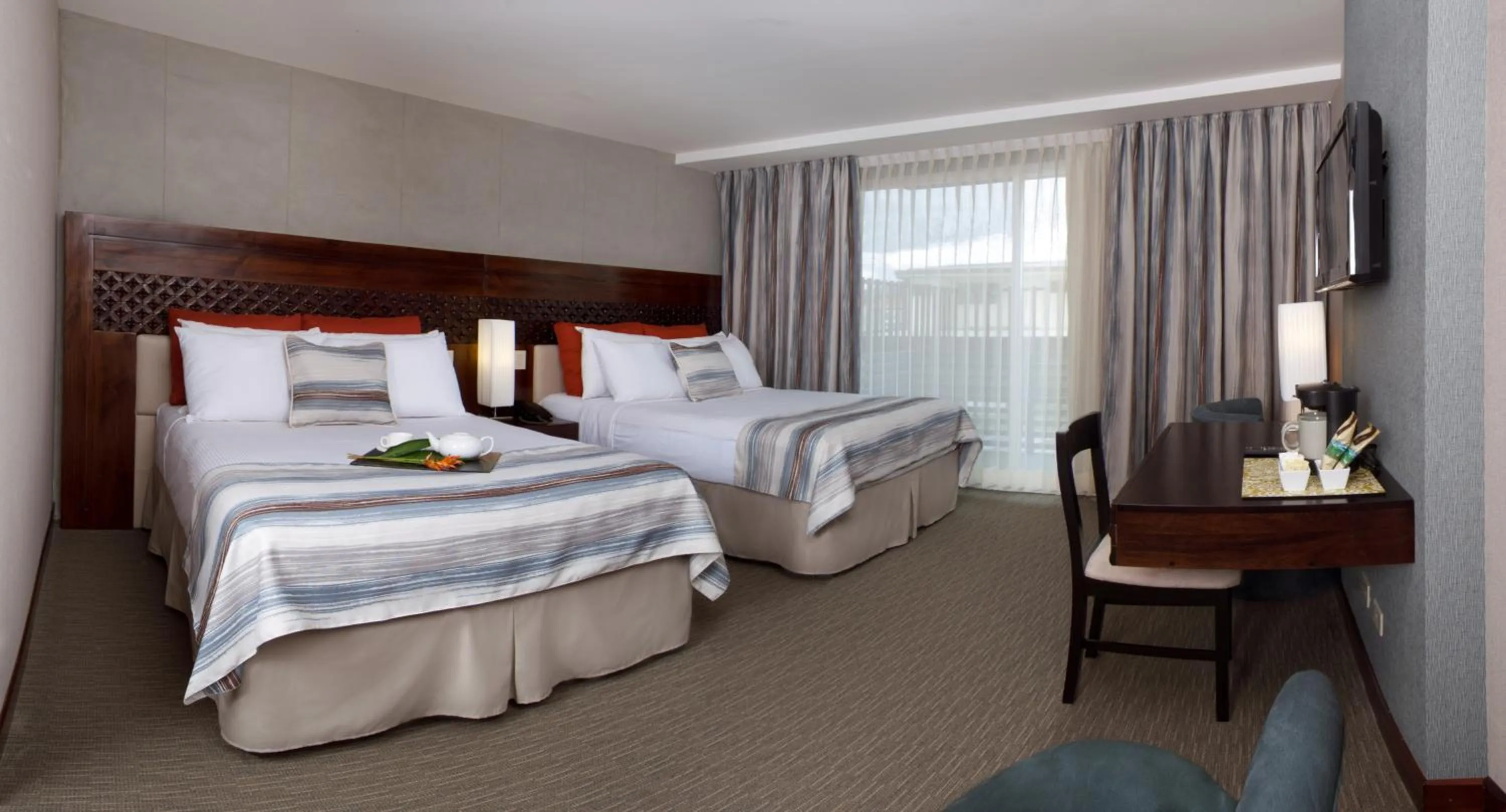 Photo of the whole room, Bed in Isla Verde Hotel