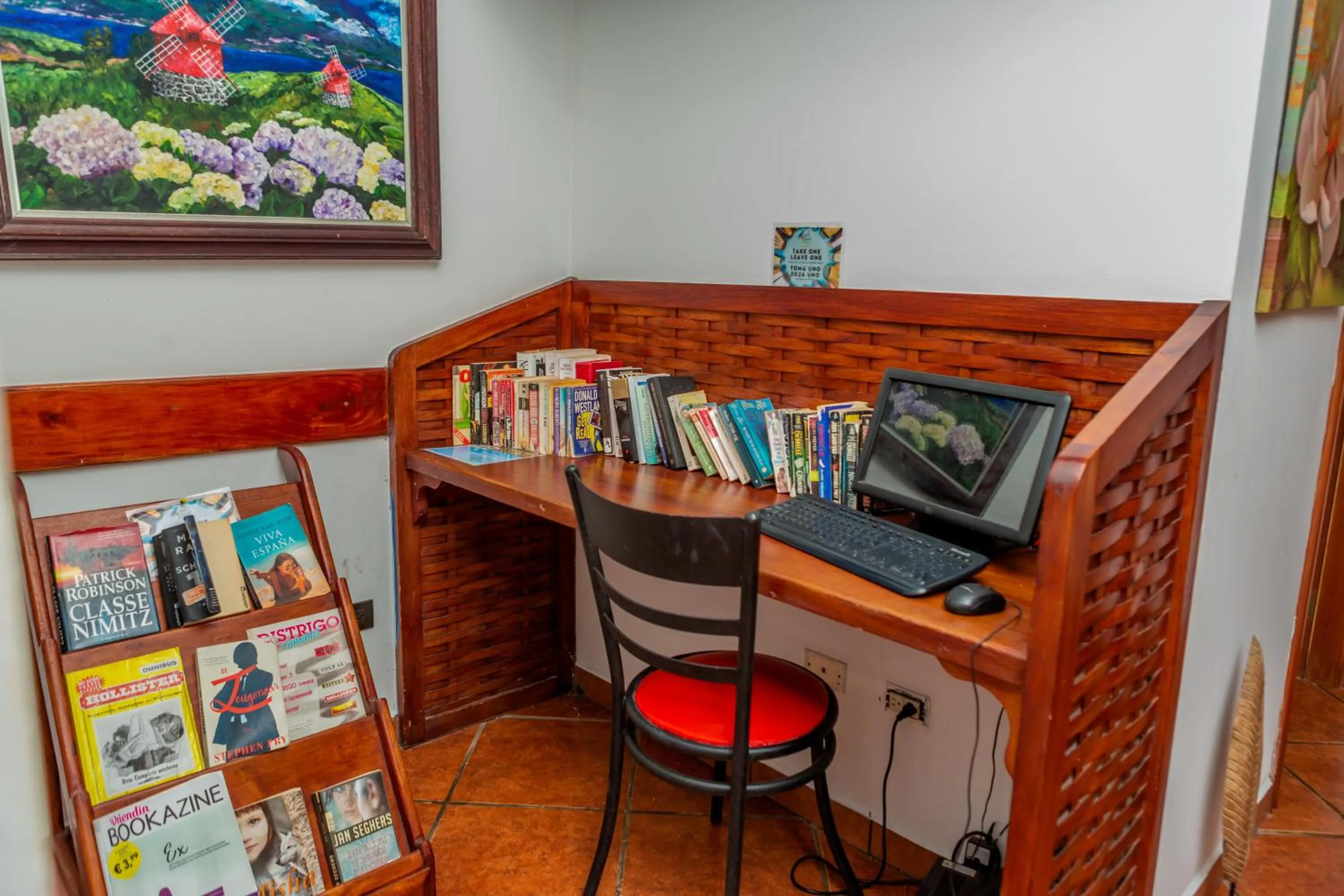 Library in Leyenda Boutique Hotel & Spa