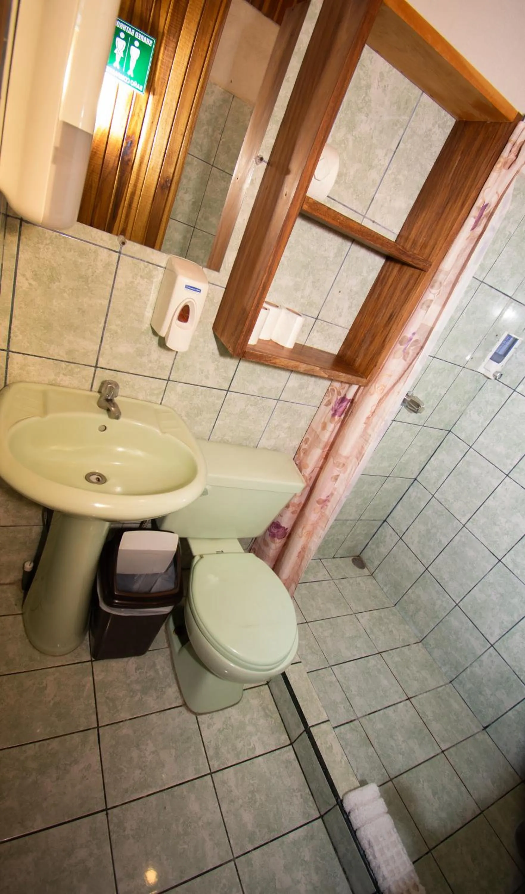 Double Room with Private Bathroom in Cabinas Eddy B&B