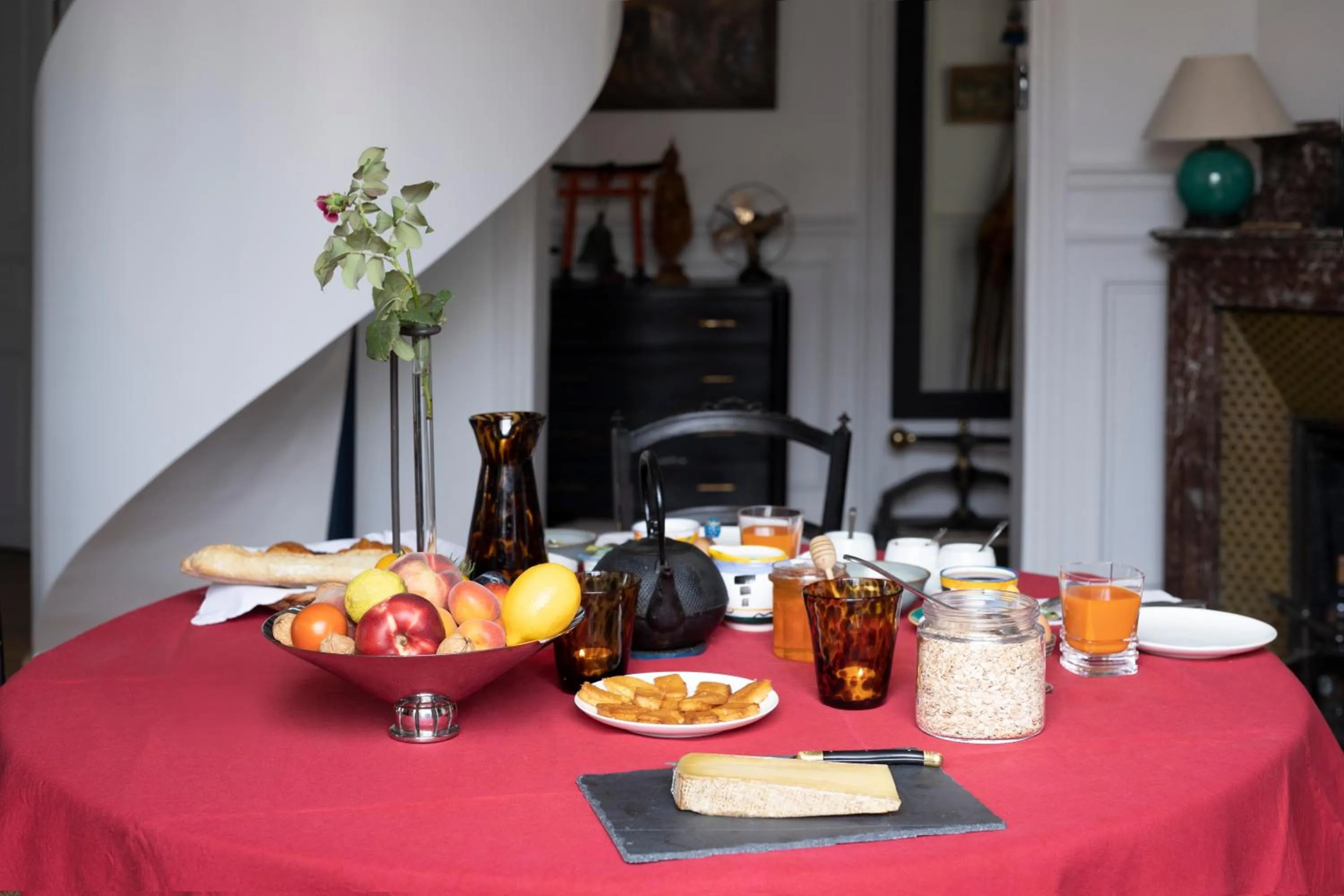 Food and drinks in MaisondesChaumes-Paris