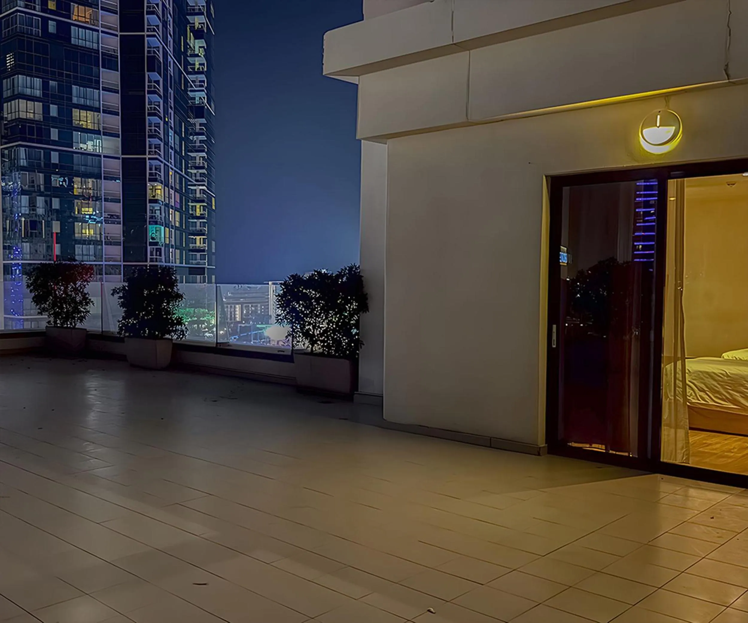 Balcony/Terrace in Ramada Hotel, Suites and Apartments by Wyndham Dubai JBR