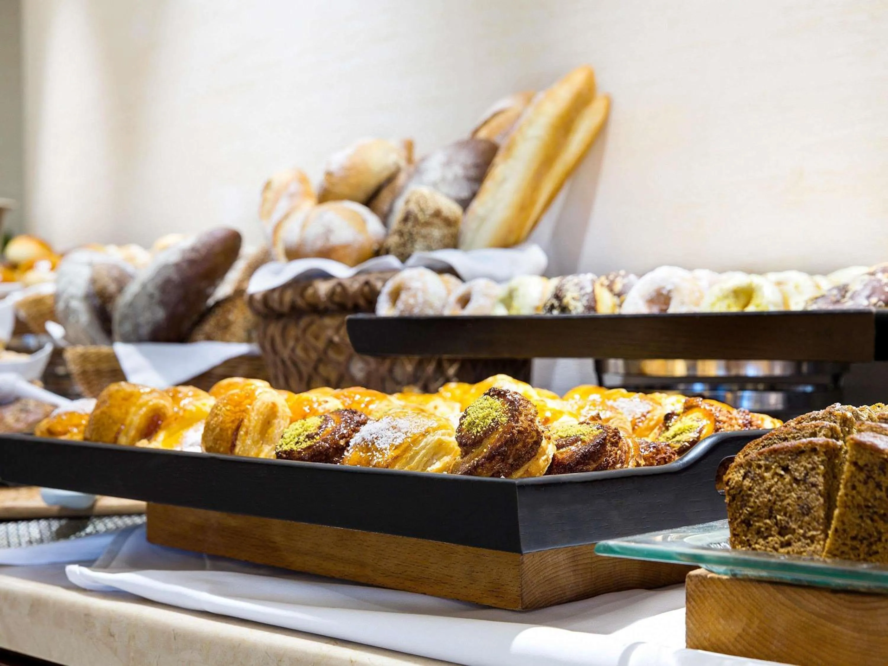 Breakfast in Pullman Resort Al Marjan Island