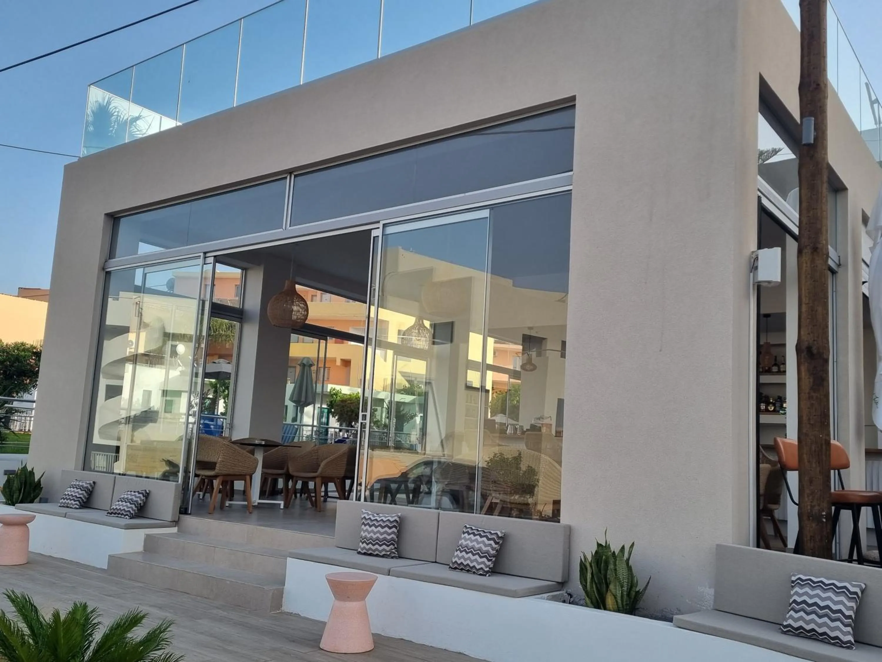 Property building in Leonidas Studios & Apartments