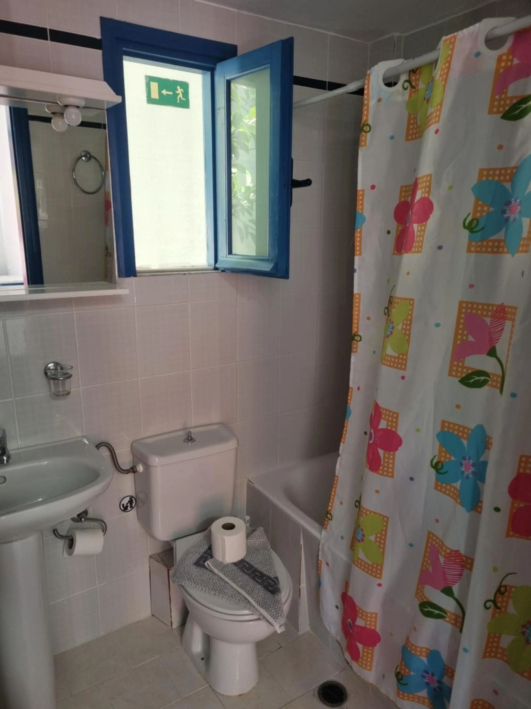 Bathroom in Leonidas Studios & Apartments