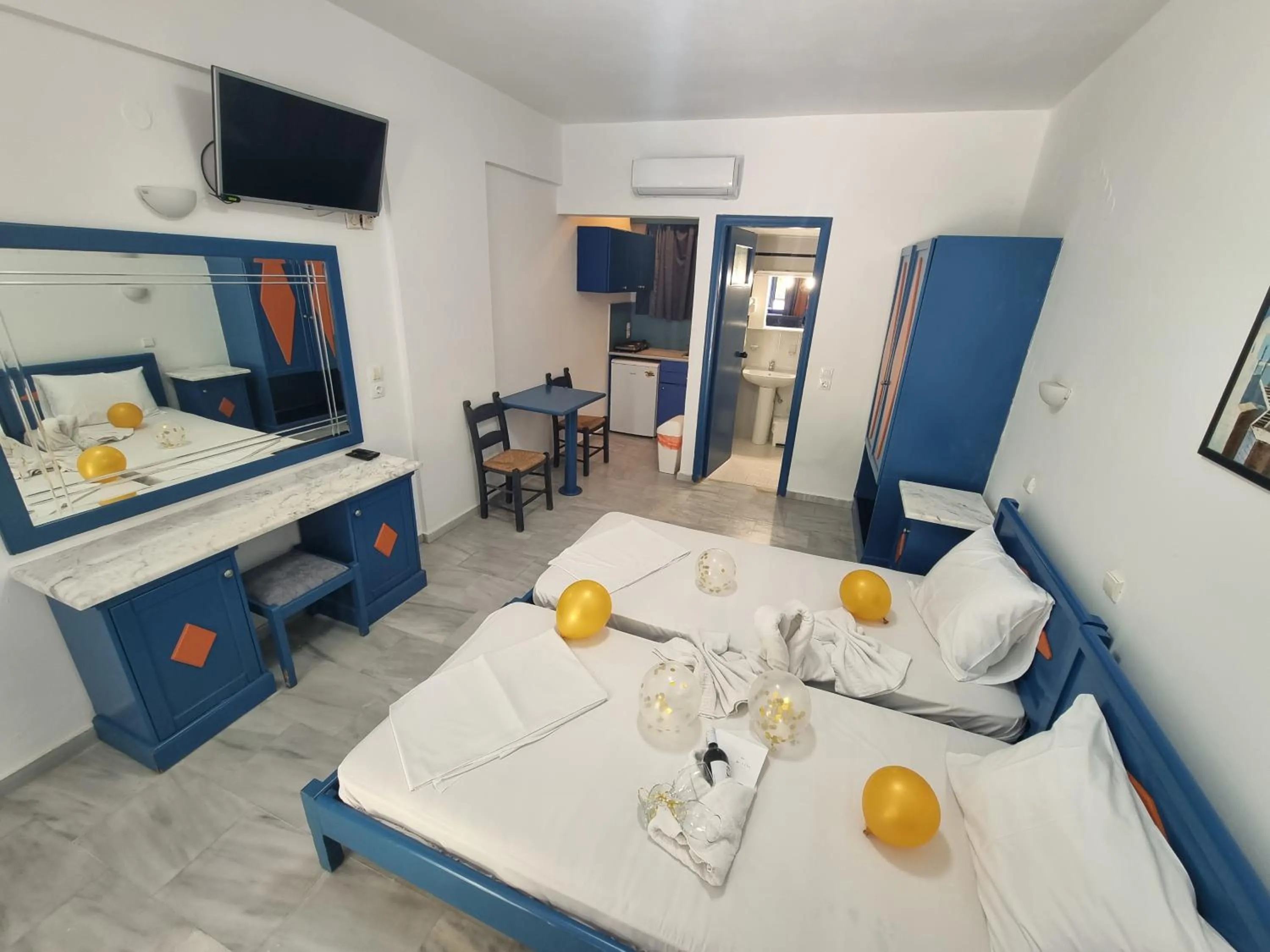 Bedroom, Bed in Leonidas Studios & Apartments