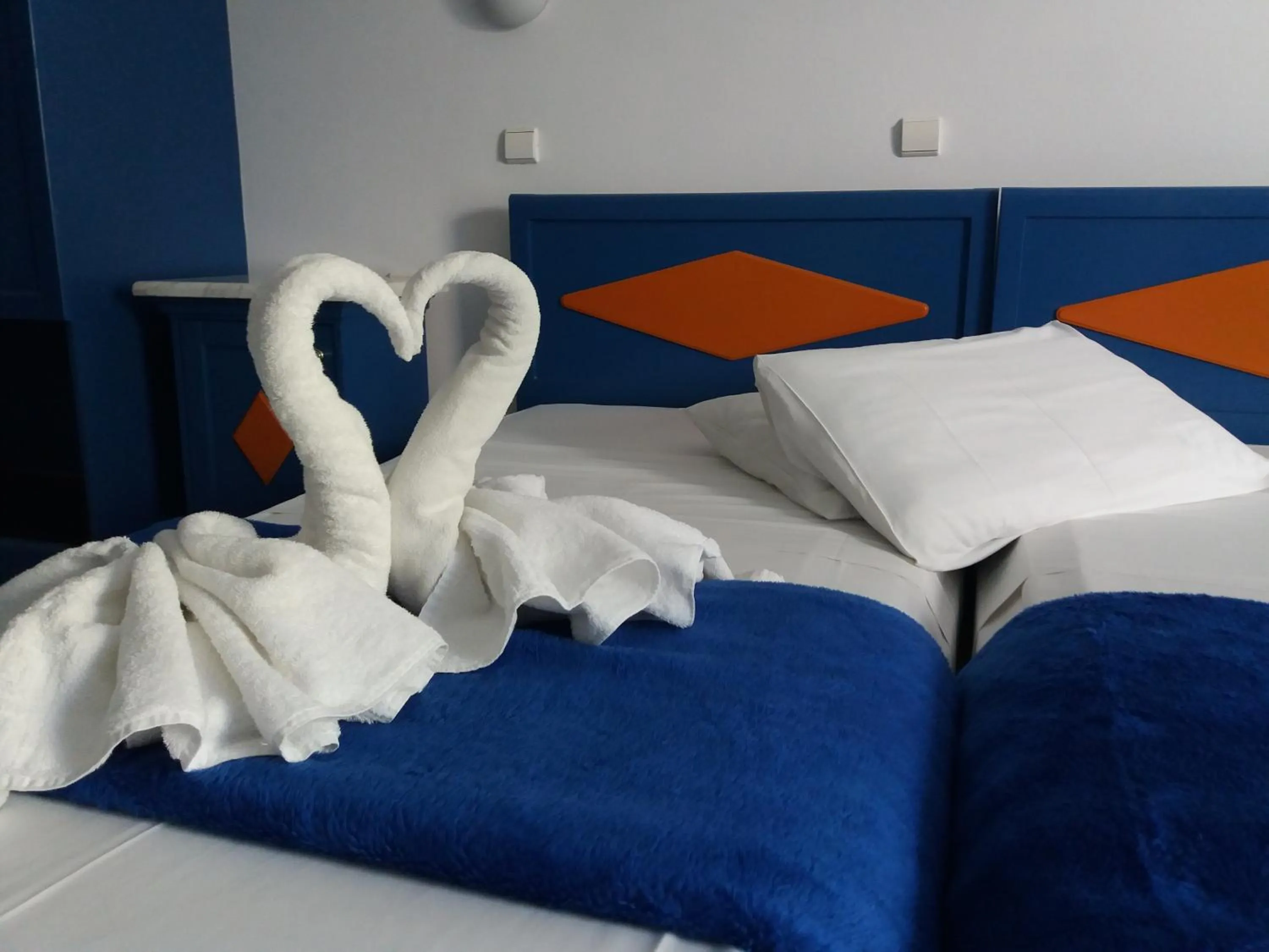 Bed in Leonidas Studios & Apartments