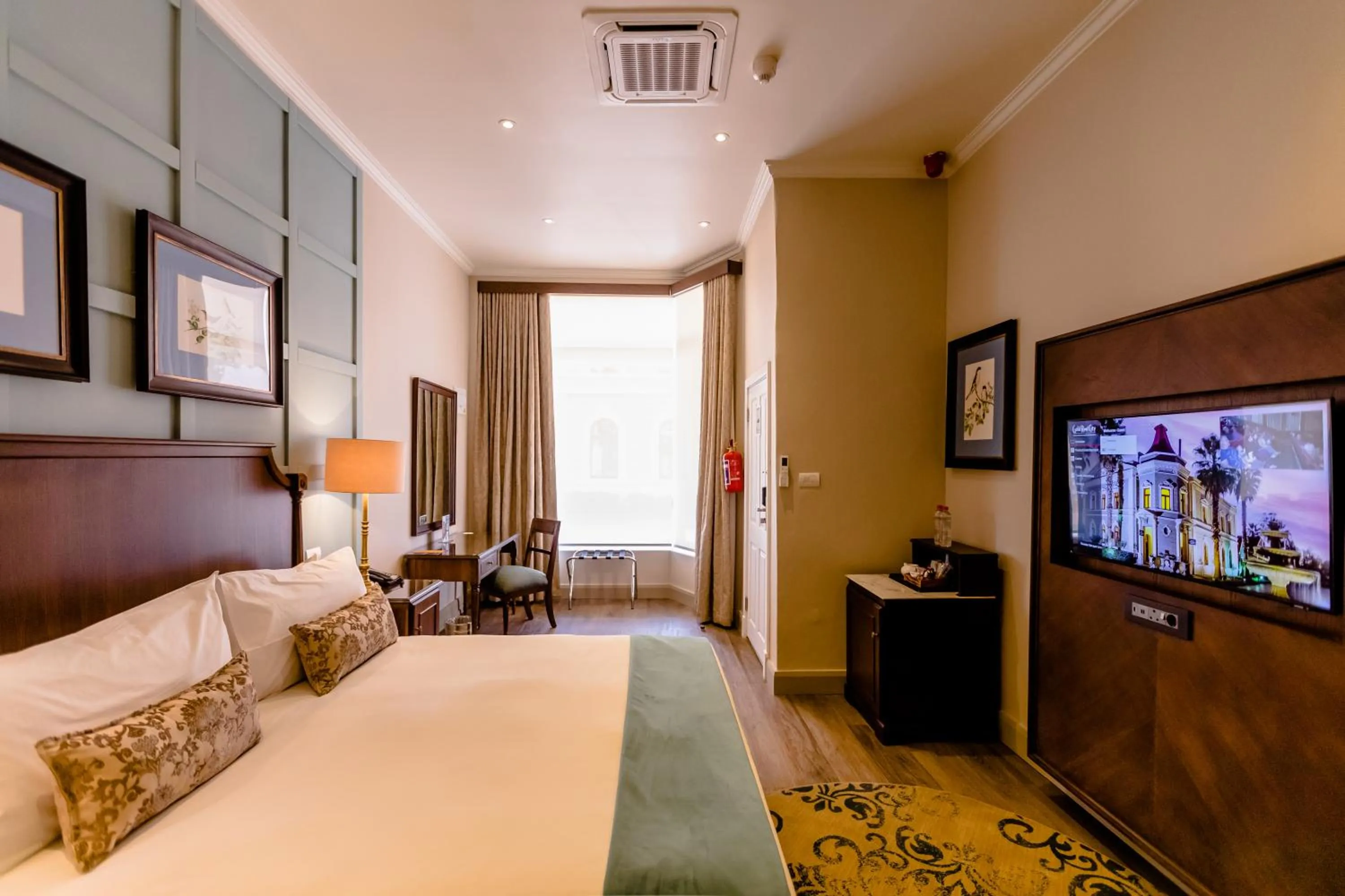 Photo of the whole room, Bed in Gold Reef City Theme Park Hotel