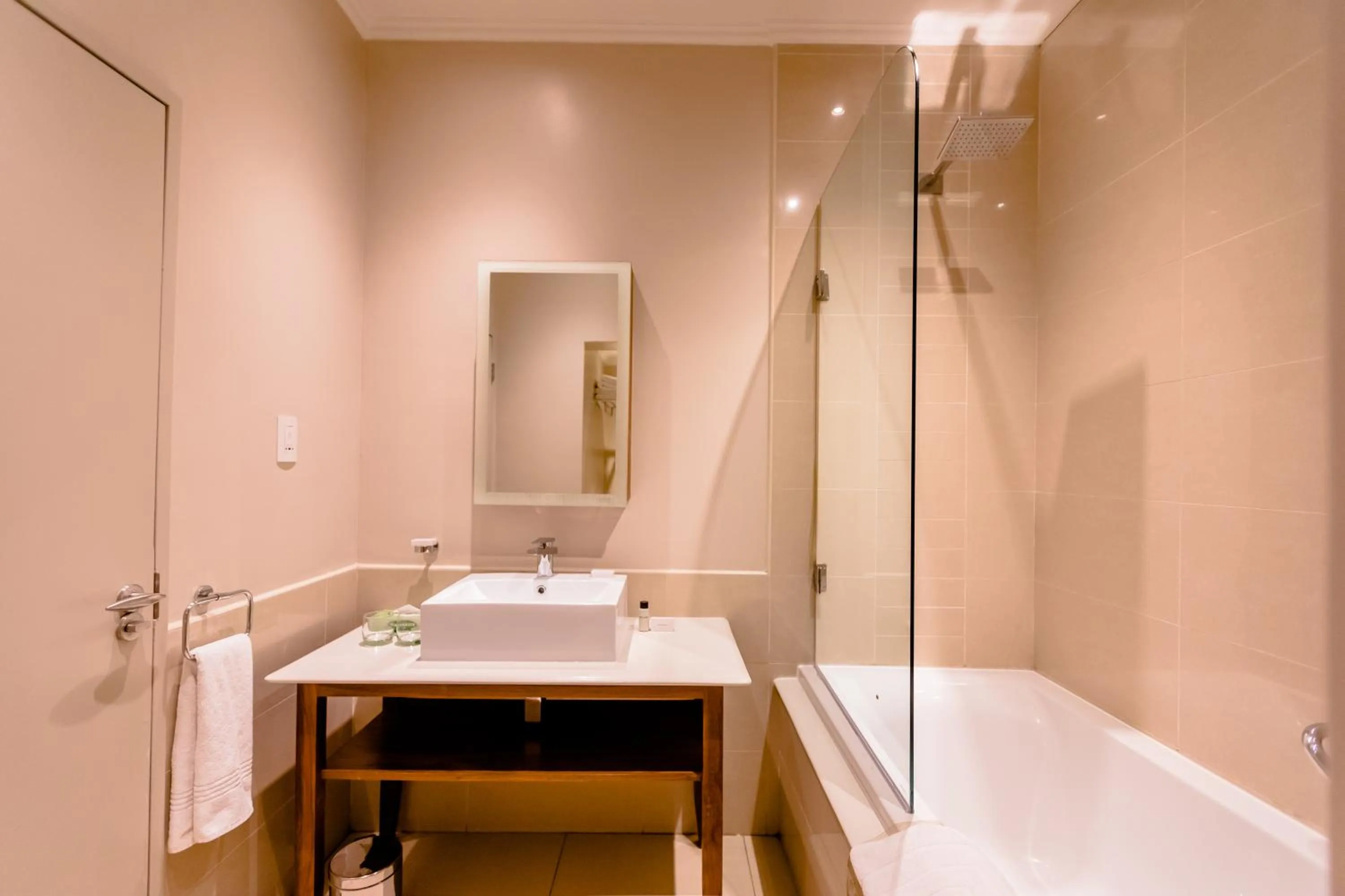 Bathroom in Gold Reef City Theme Park Hotel