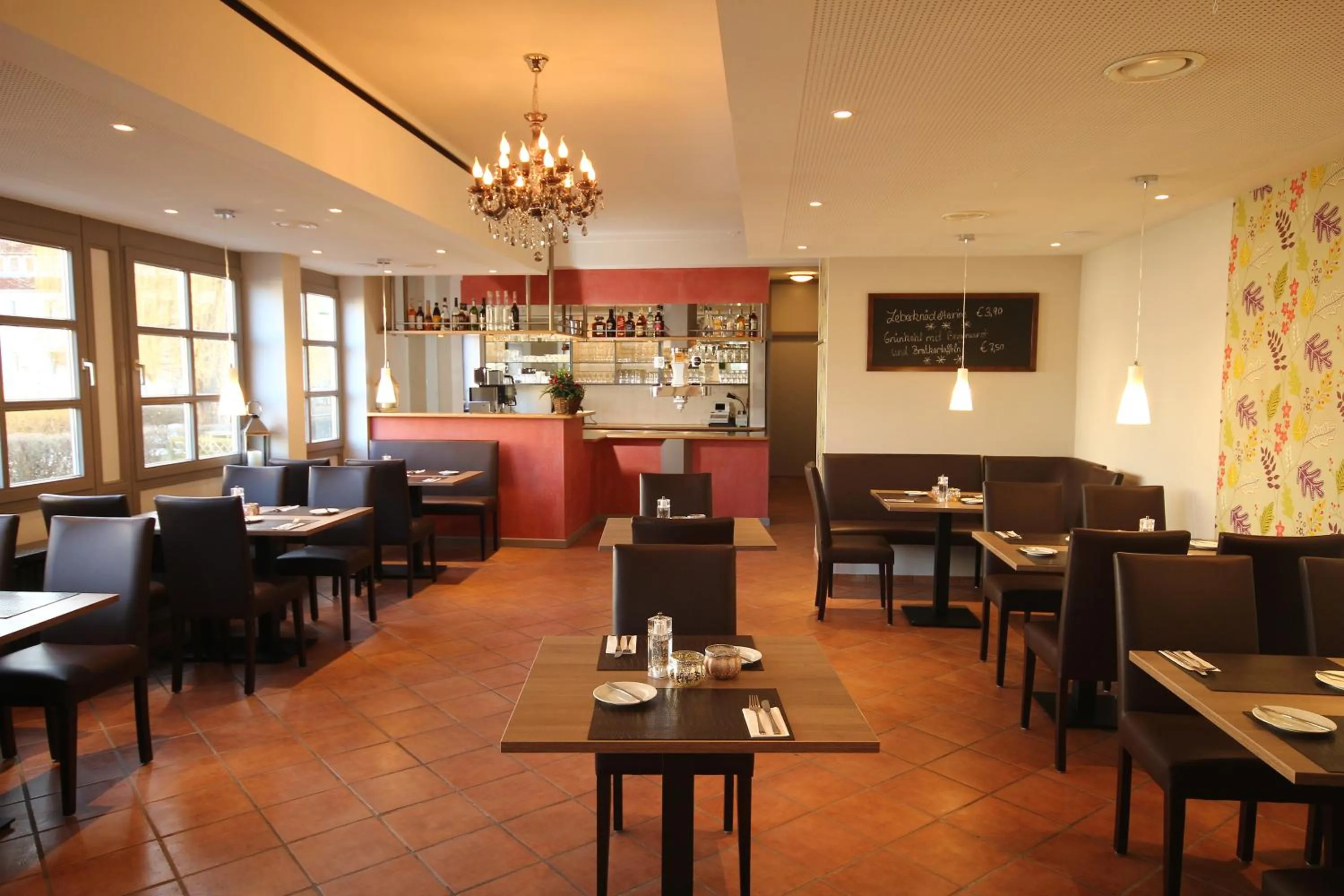 Restaurant/places to eat in Hotel Rennschuh
