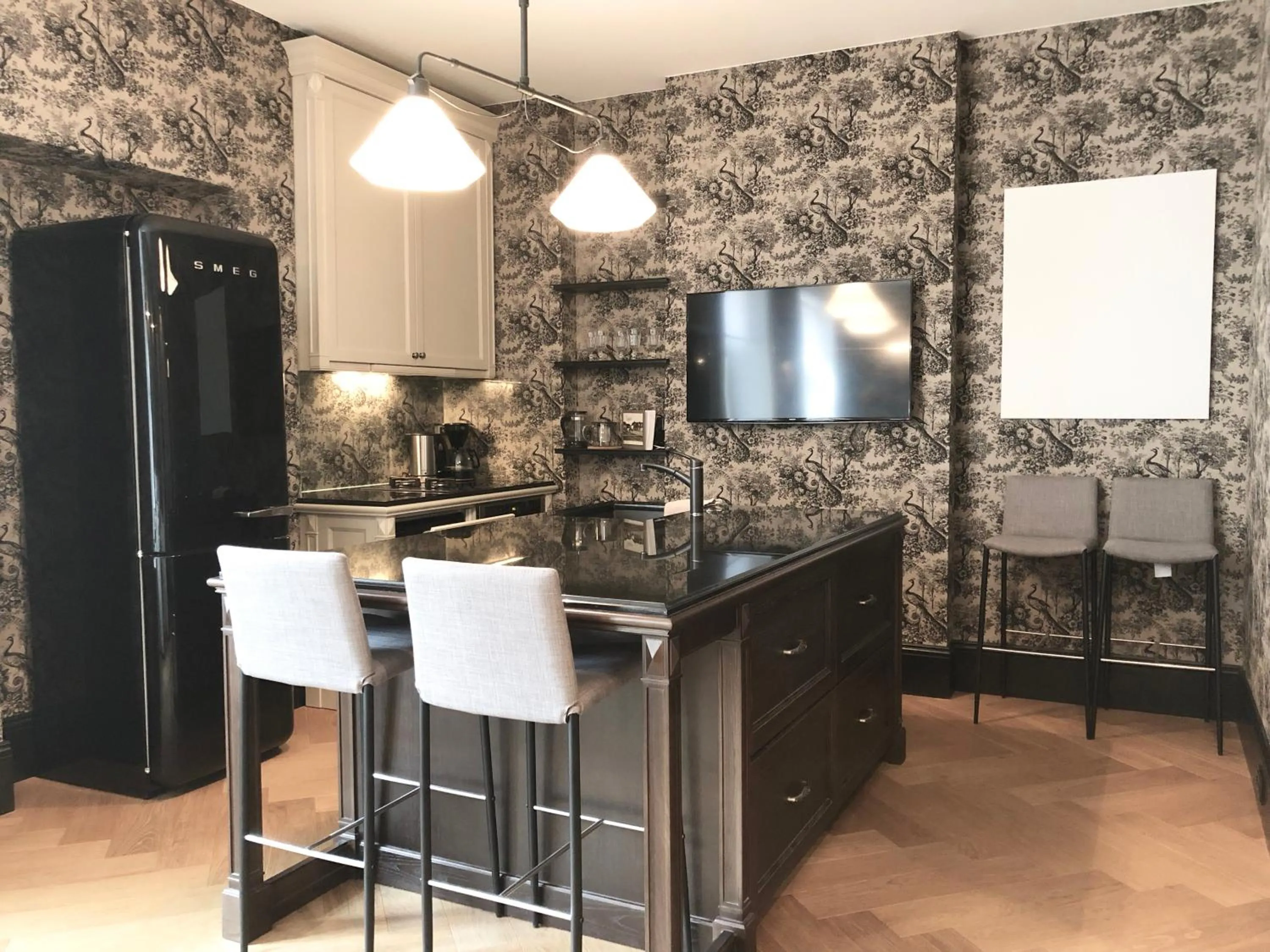 Kitchen or kitchenette in Vilnius Apartments & Suites – Old Town