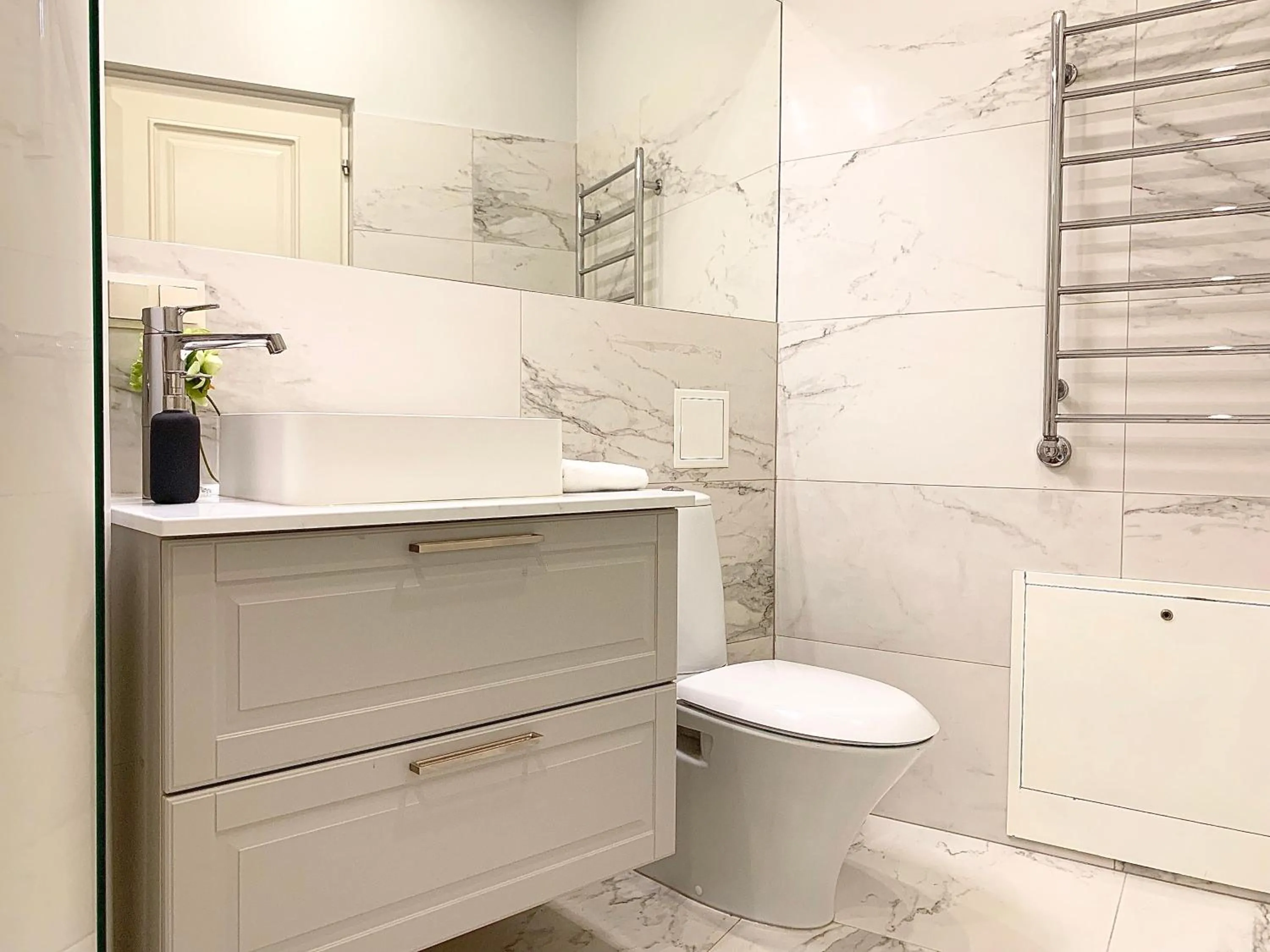 Toilet in Vilnius Apartments & Suites – Old Town